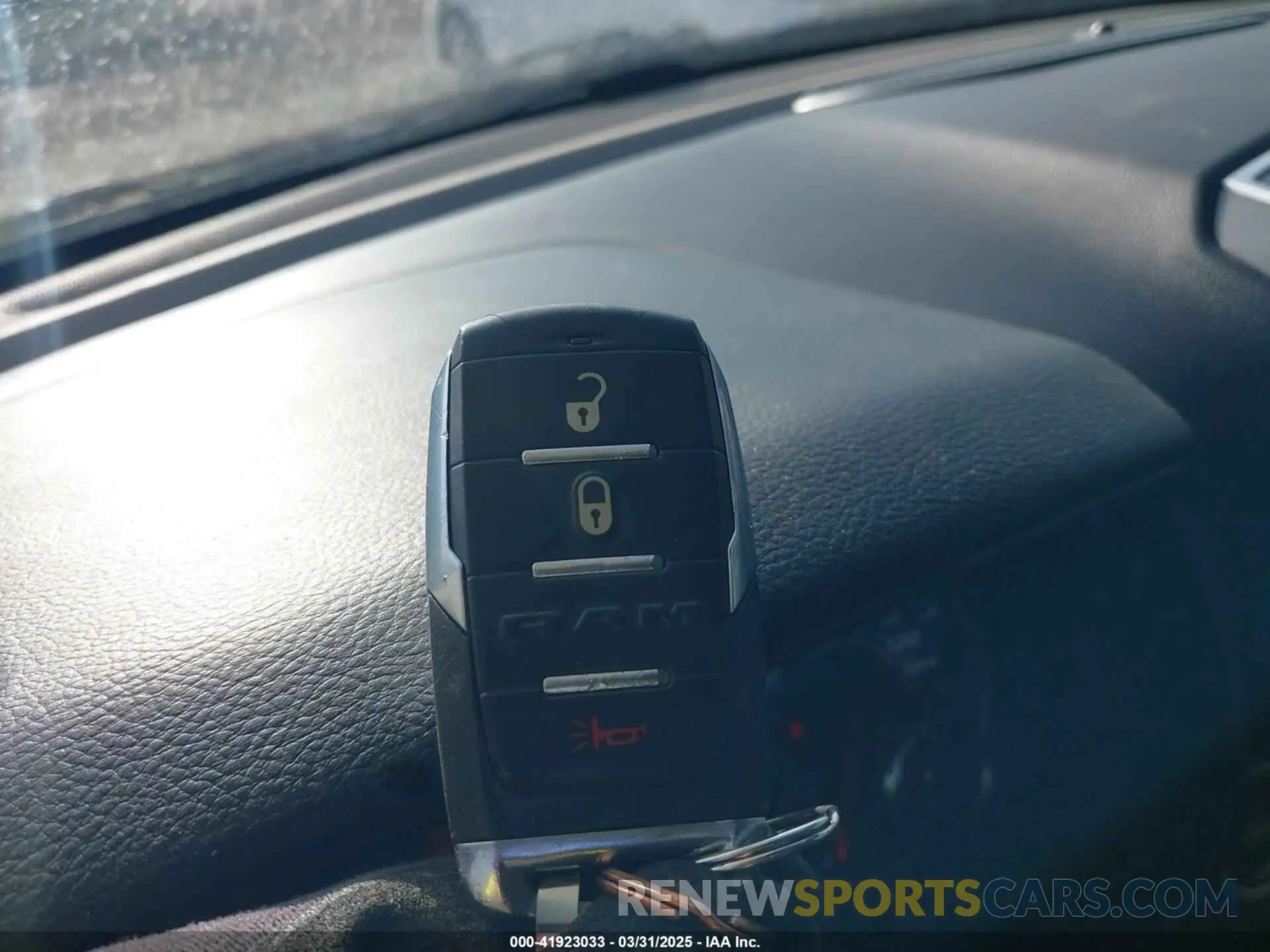 11 fotografías del automóvil dañado 1C6SRFBT0KN822397 RAM 1500 2019