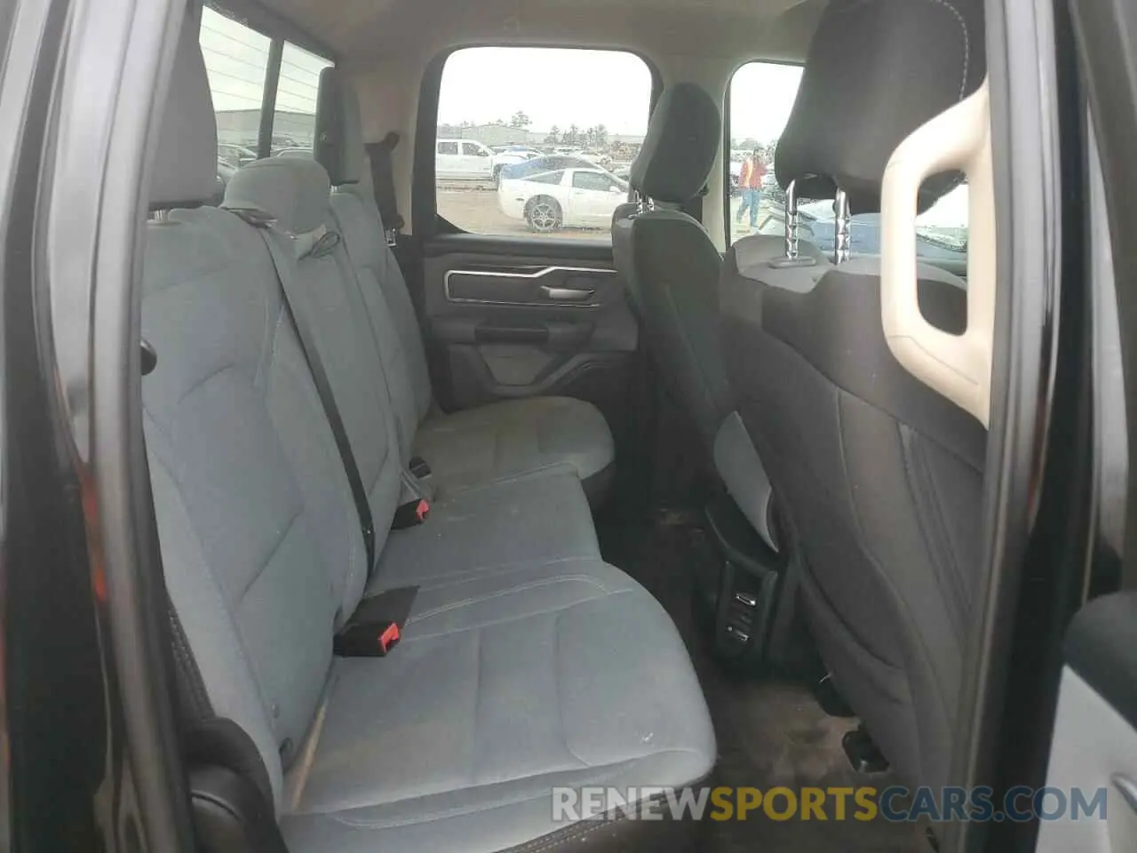 10 fotografías del automóvil dañado 1C6SRFBT0KN886259 RAM 1500 2019