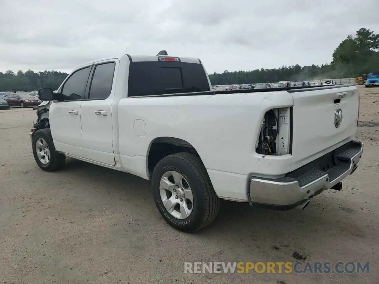 2 fotografías del automóvil dañado 1C6SRFBT1KN834428 RAM 1500 2019