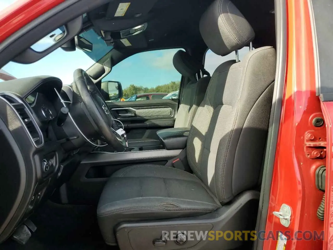 7 fotografías del automóvil dañado 1C6SRFBT2KN865283 RAM 1500 2019