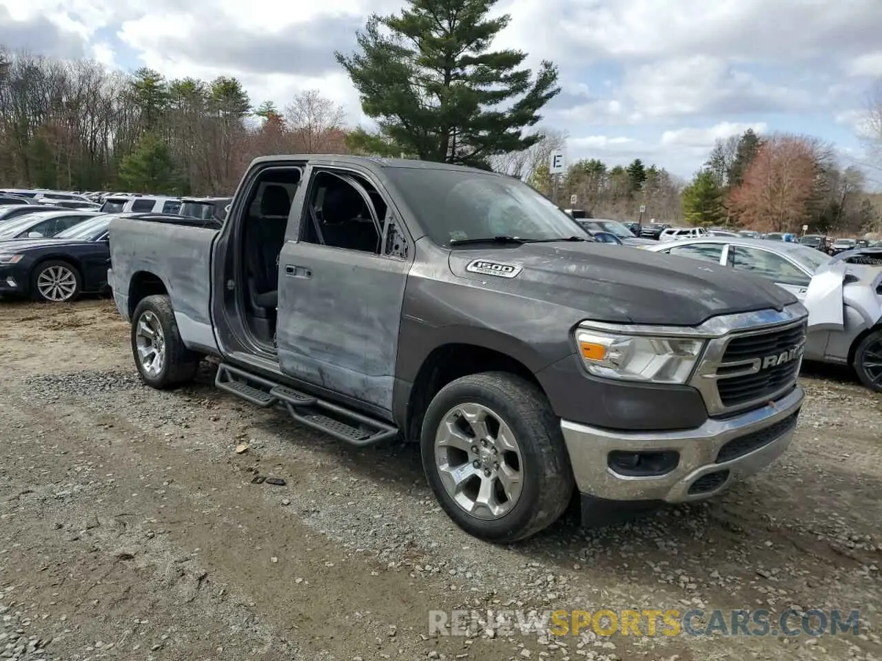 4 fotografías del automóvil dañado 1C6SRFBT9KN885580 RAM 1500 2019