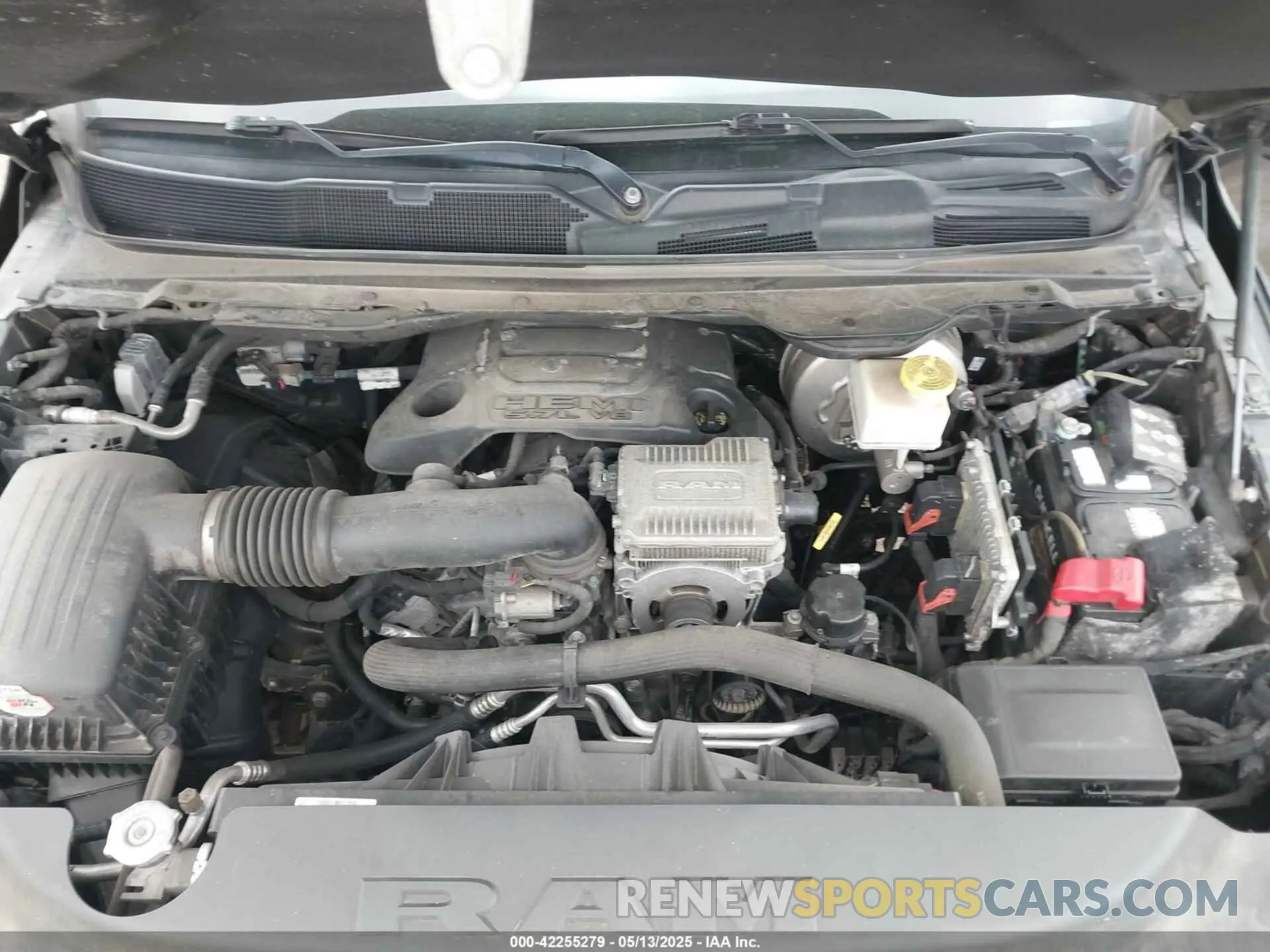 10 fotografías del automóvil dañado 1C6SRFBTXKN656065 RAM 1500 2019