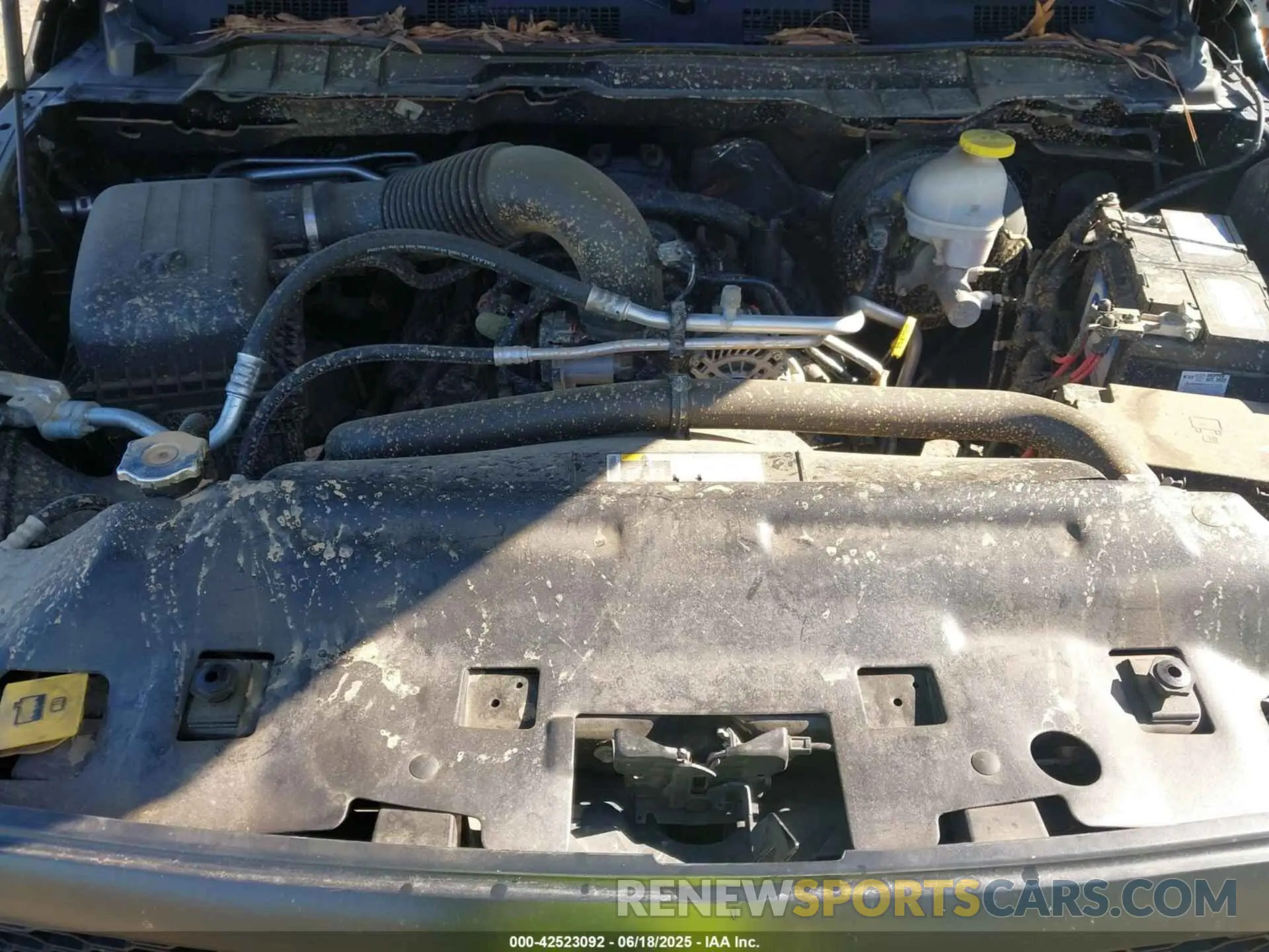 10 fotografías del automóvil dañado 1C6SRFCT6KN601725 RAM 1500 2019