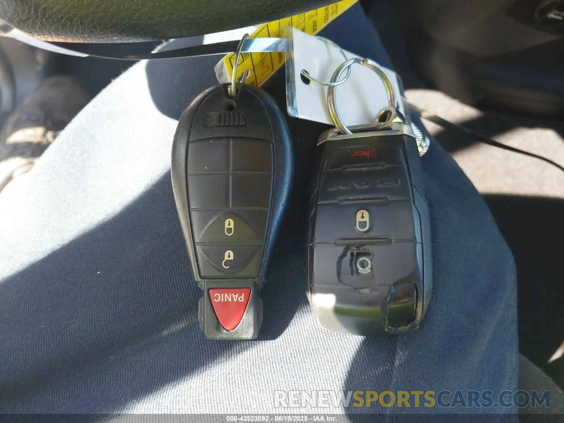 11 fotografías del automóvil dañado 1C6SRFCT6KN601725 RAM 1500 2019