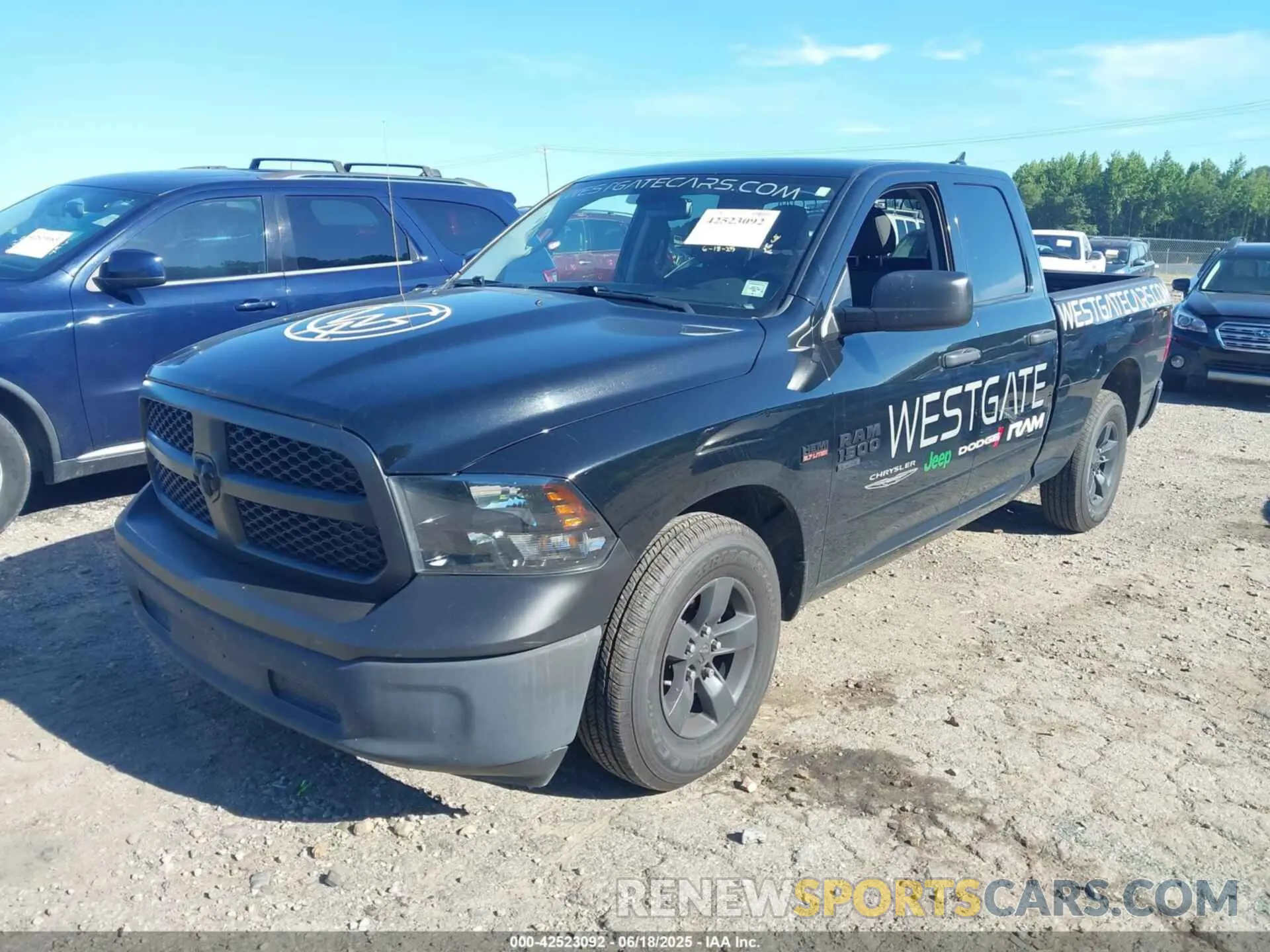 2 fotografías del automóvil dañado 1C6SRFCT6KN601725 RAM 1500 2019