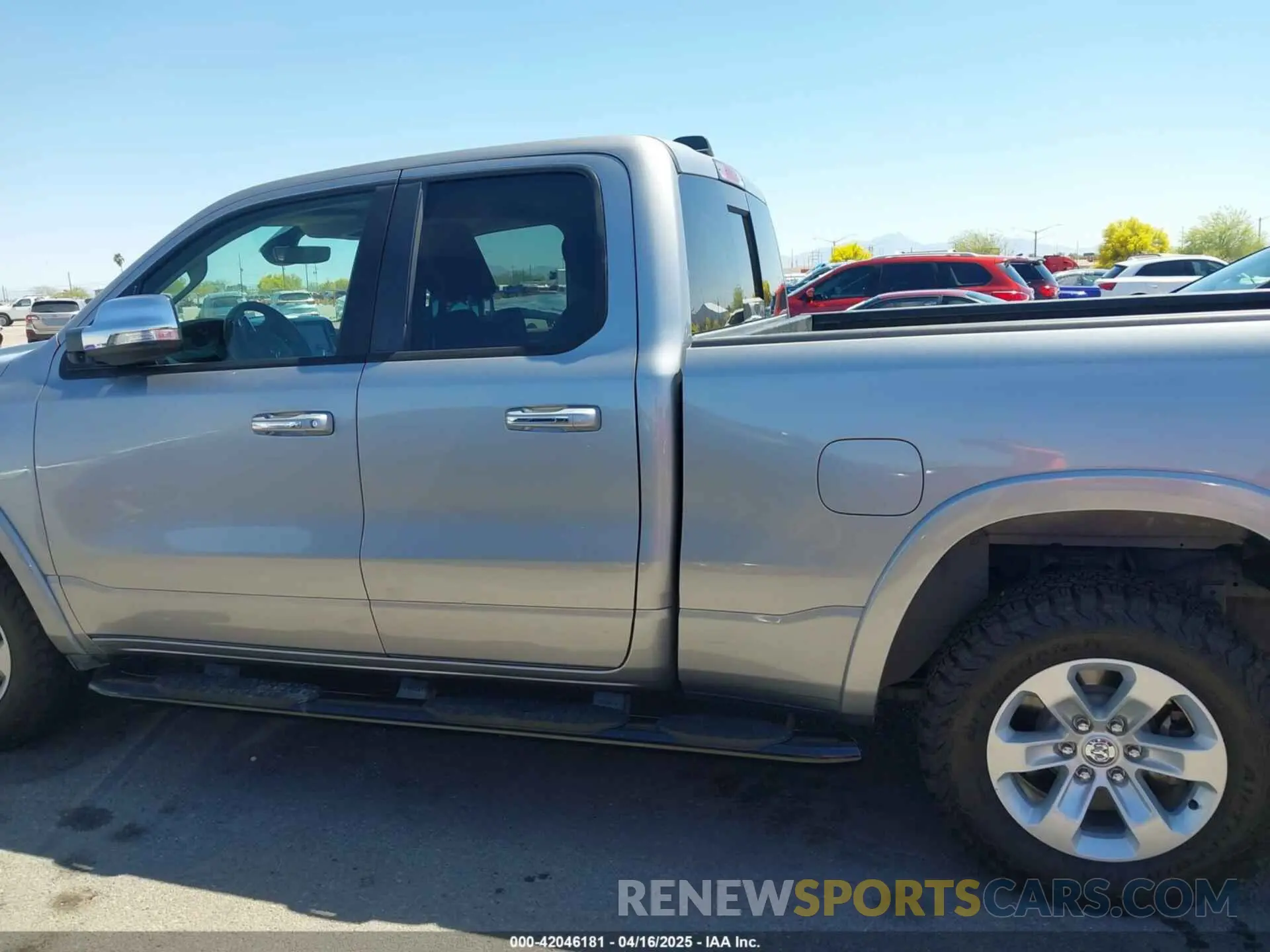14 fotografías del automóvil dañado 1C6SRFDT8KN860943 RAM 1500 2019
