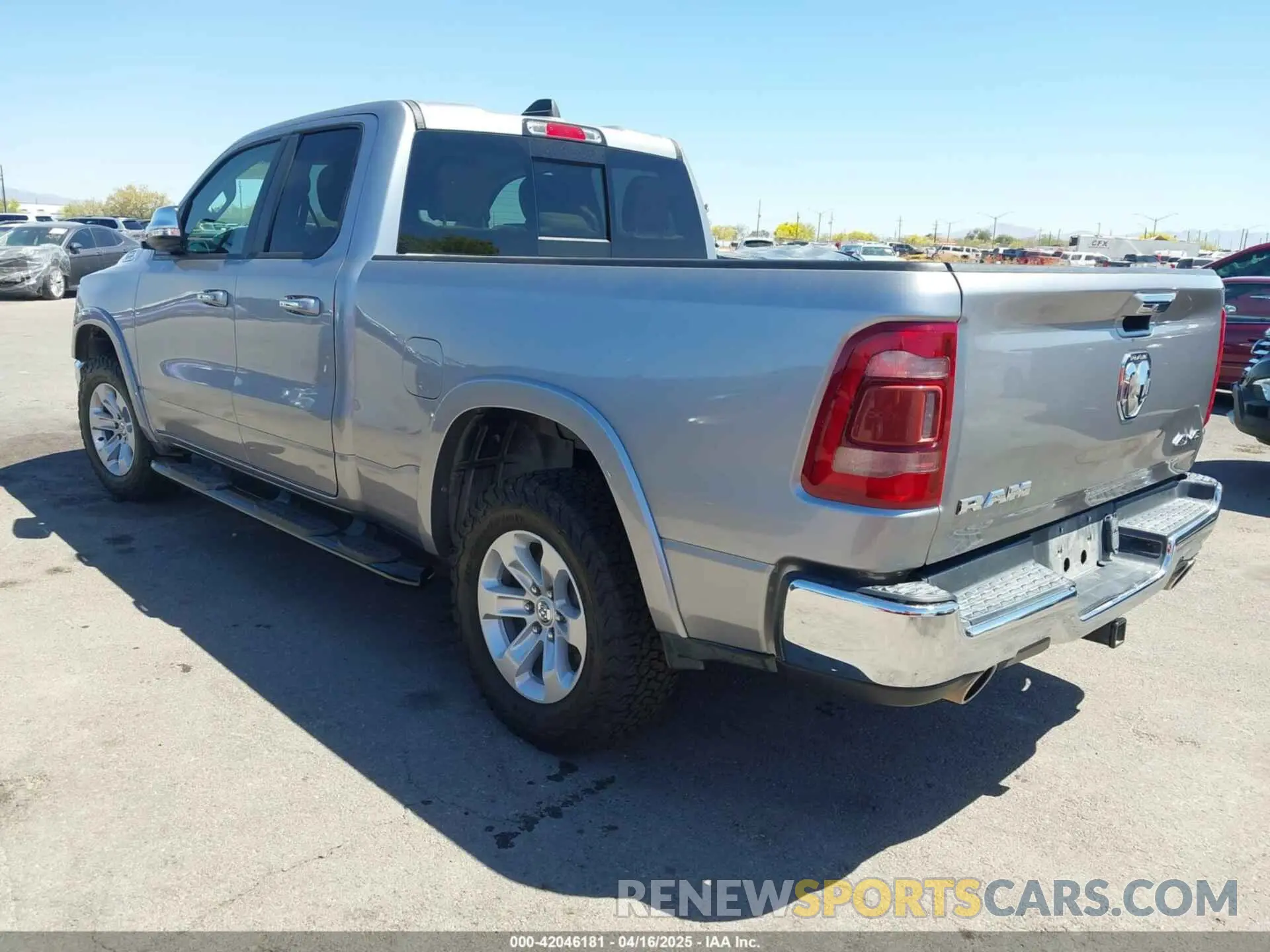 3 fotografías del automóvil dañado 1C6SRFDT8KN860943 RAM 1500 2019