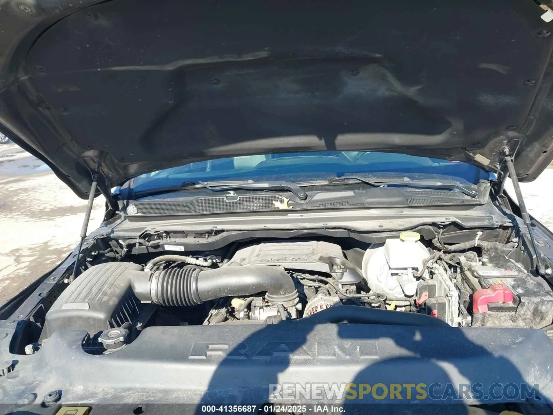 10 fotografías del automóvil dañado 1C6SRFDTXKN860913 RAM 1500 2019