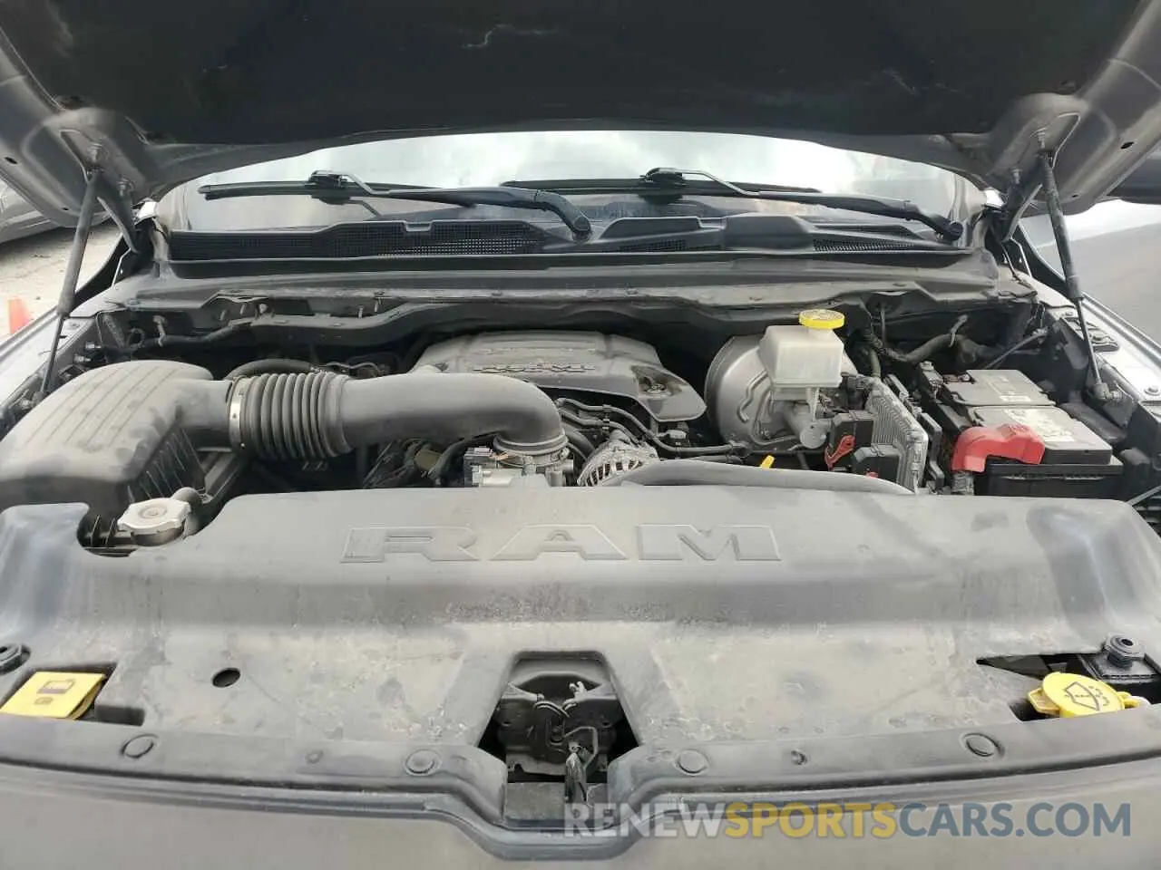 11 fotografías del automóvil dañado 1C6SRFET1KN875363 RAM 1500 2019