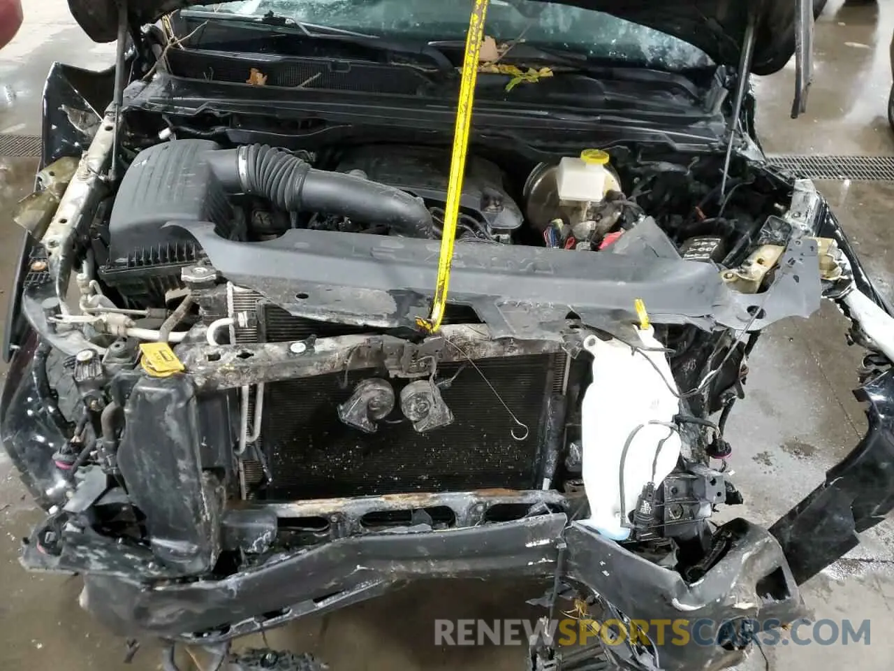 12 fotografías del automóvil dañado 1C6SRFET2KN565965 RAM 1500 2019