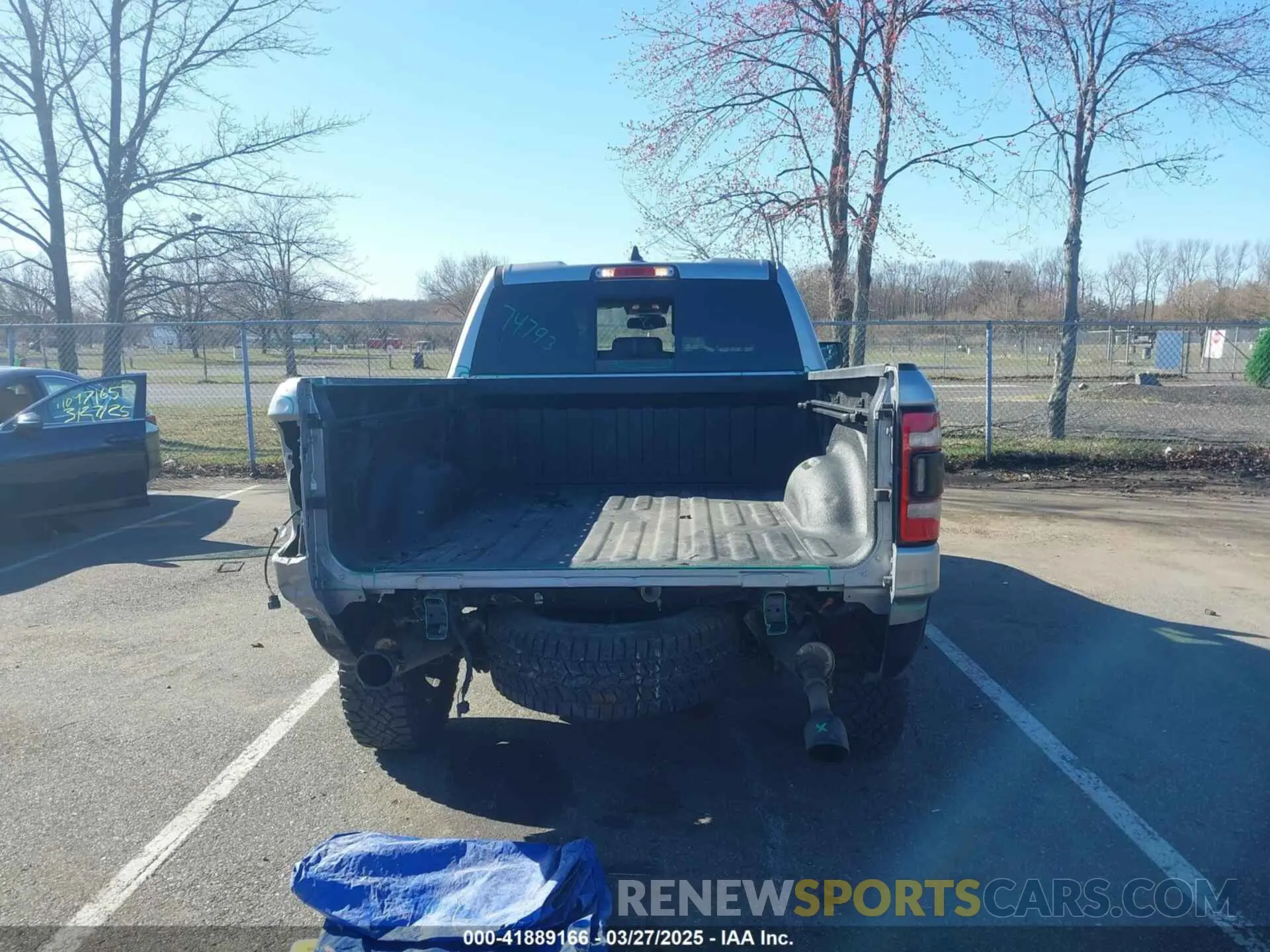 17 fotografías del automóvil dañado 1C6SRFET2KN671753 RAM 1500 2019