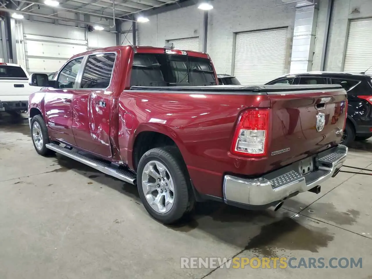 2 fotografías del automóvil dañado 1C6SRFFT0KN586554 RAM 1500 2019