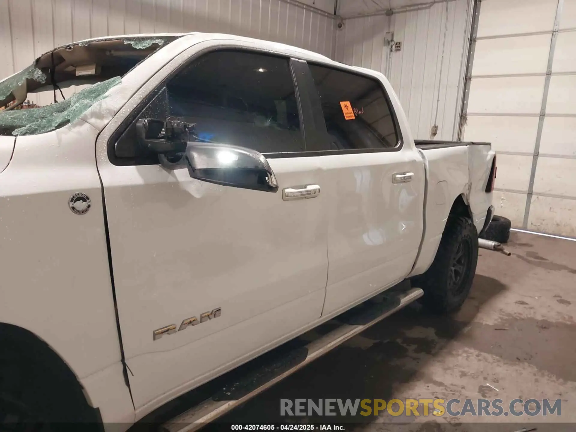 14 fotografías del automóvil dañado 1C6SRFFT0KN853837 RAM 1500 2019