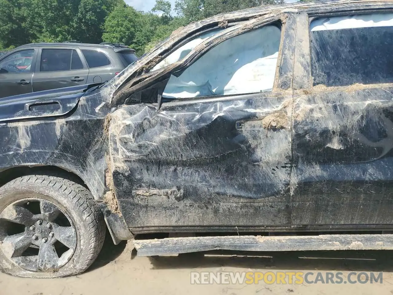 7 fotografías del automóvil dañado 1C6SRFFT0KN870198 RAM 1500 2019