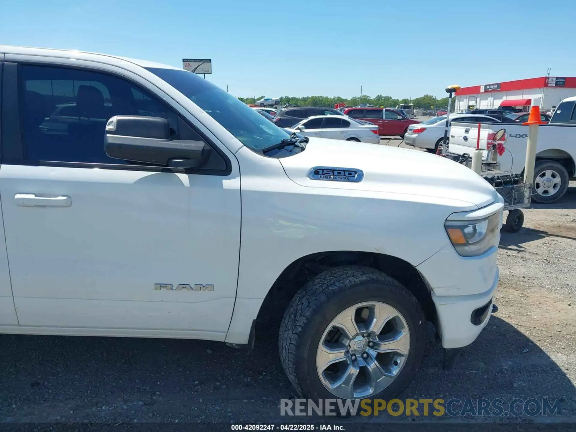 12 fotografías del automóvil dañado 1C6SRFFT0KN911008 RAM 1500 2019