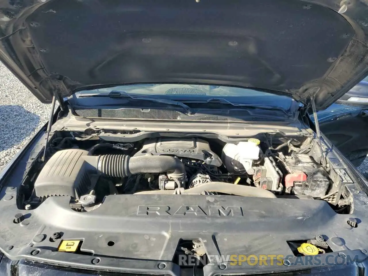 11 fotografías del automóvil dañado 1C6SRFFT1KN708855 RAM 1500 2019