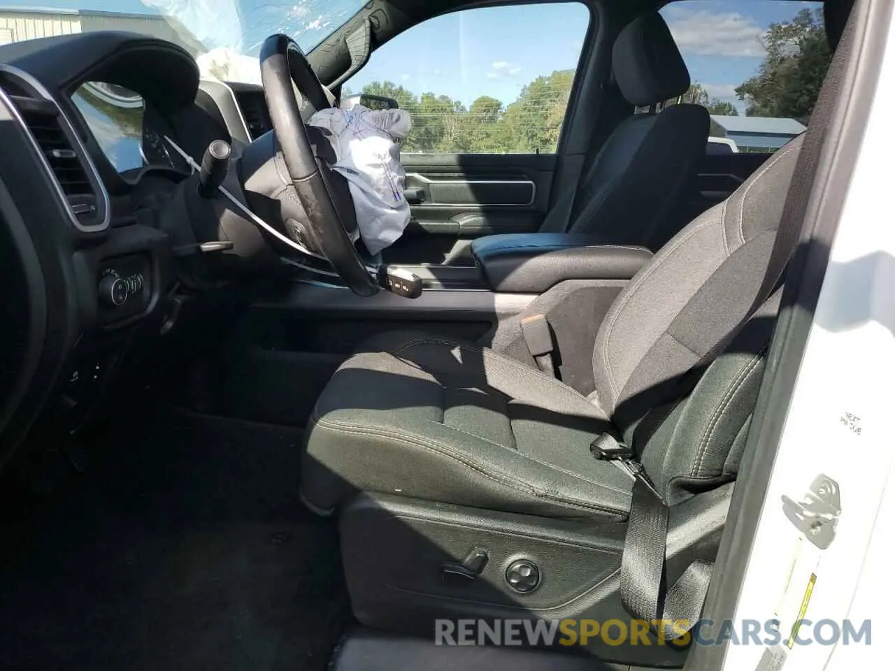 7 fotografías del automóvil dañado 1C6SRFFT1KN856276 RAM 1500 2019