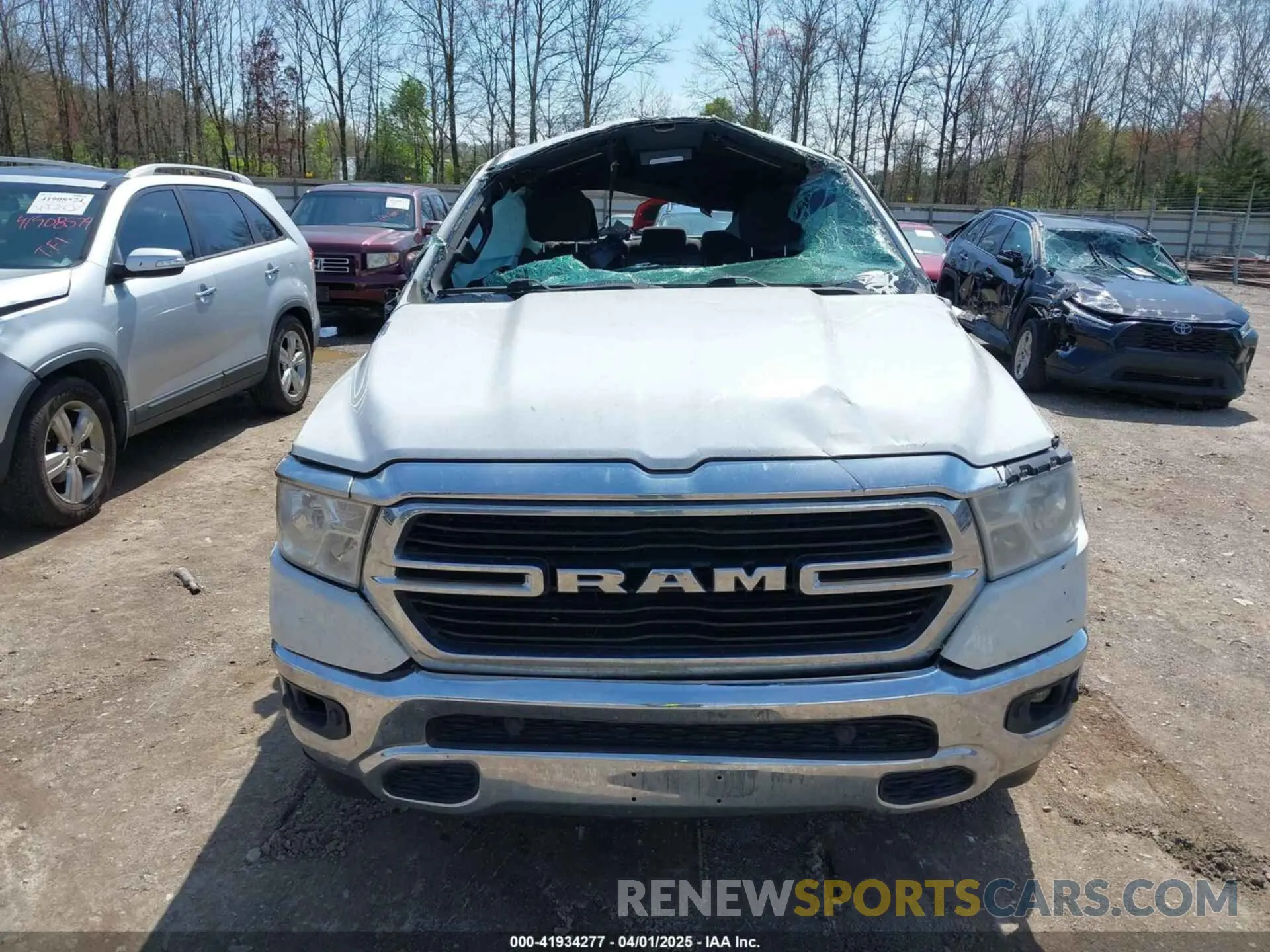 12 fotografías del automóvil dañado 1C6SRFFT2KN667846 RAM 1500 2019