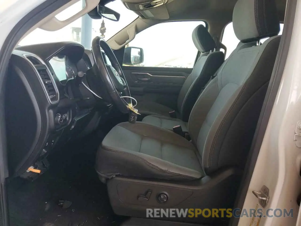7 fotografías del automóvil dañado 1C6SRFFT2KN780244 RAM 1500 2019