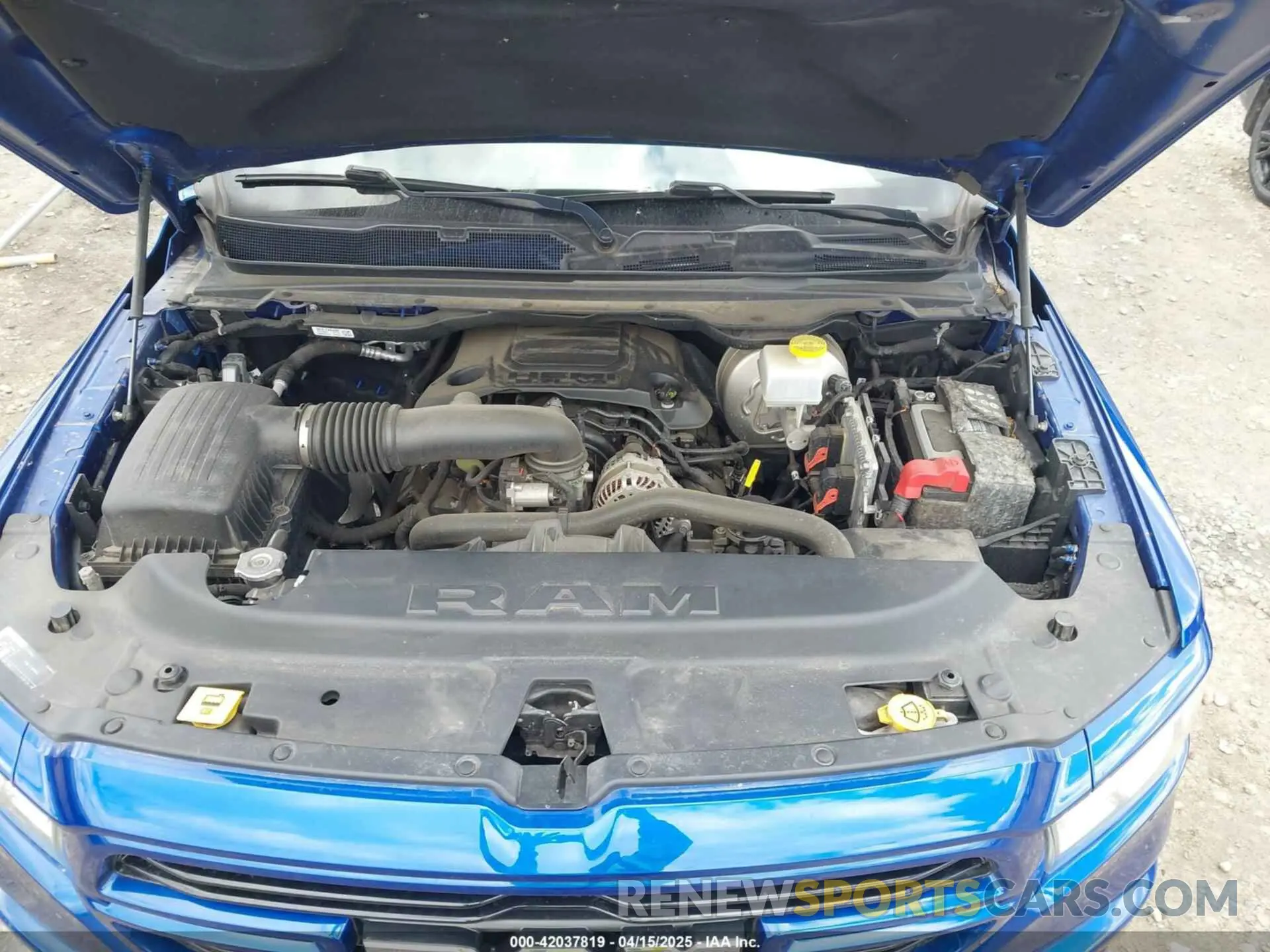 10 fotografías del automóvil dañado 1C6SRFFT2KN783838 RAM 1500 2019
