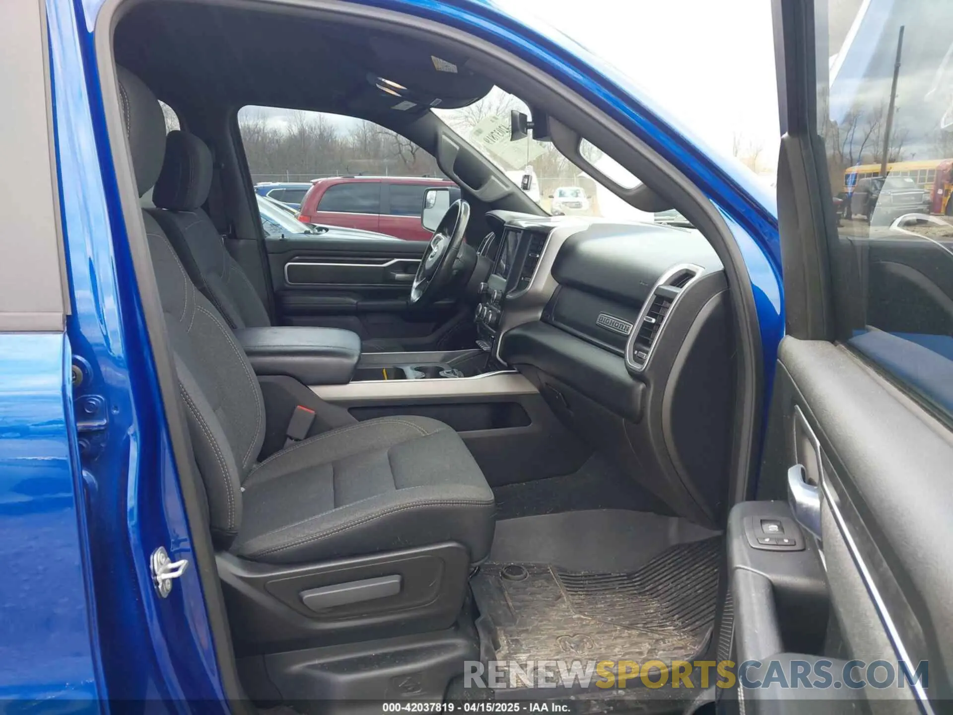 5 fotografías del automóvil dañado 1C6SRFFT2KN783838 RAM 1500 2019