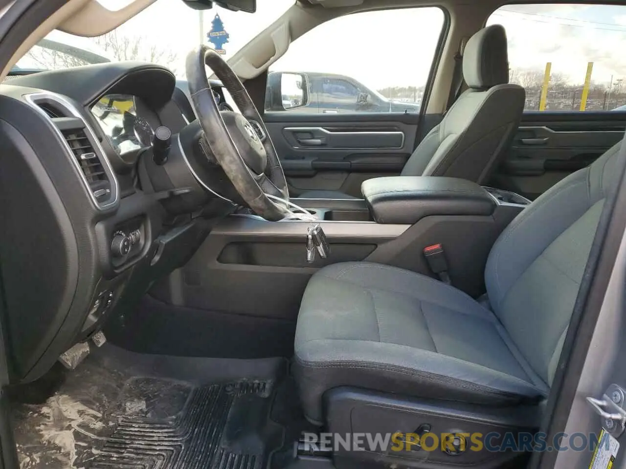 7 fotografías del automóvil dañado 1C6SRFFT3KN649954 RAM 1500 2019