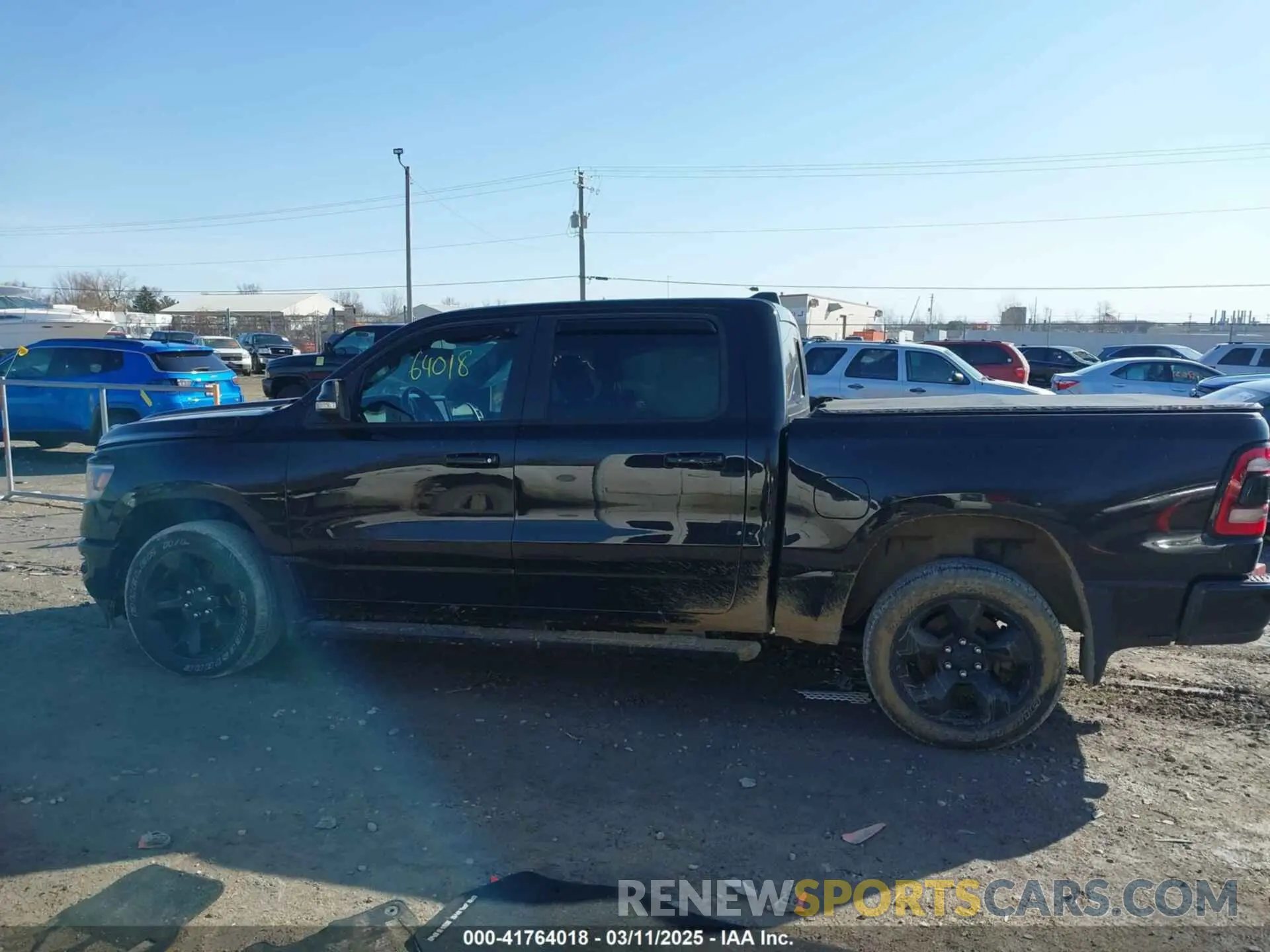 14 fotografías del automóvil dañado 1C6SRFFT3KN788000 RAM 1500 2019