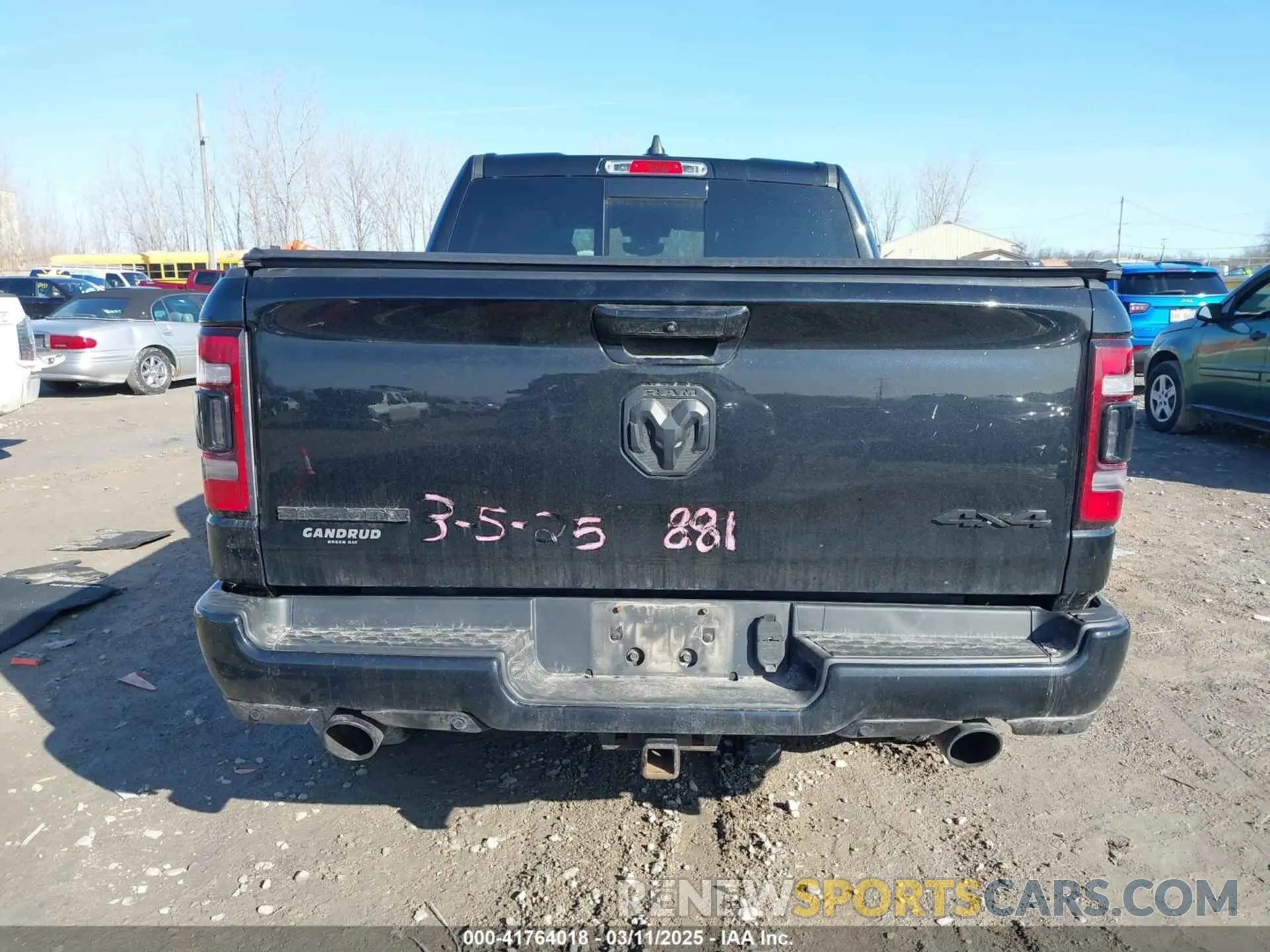 16 fotografías del automóvil dañado 1C6SRFFT3KN788000 RAM 1500 2019