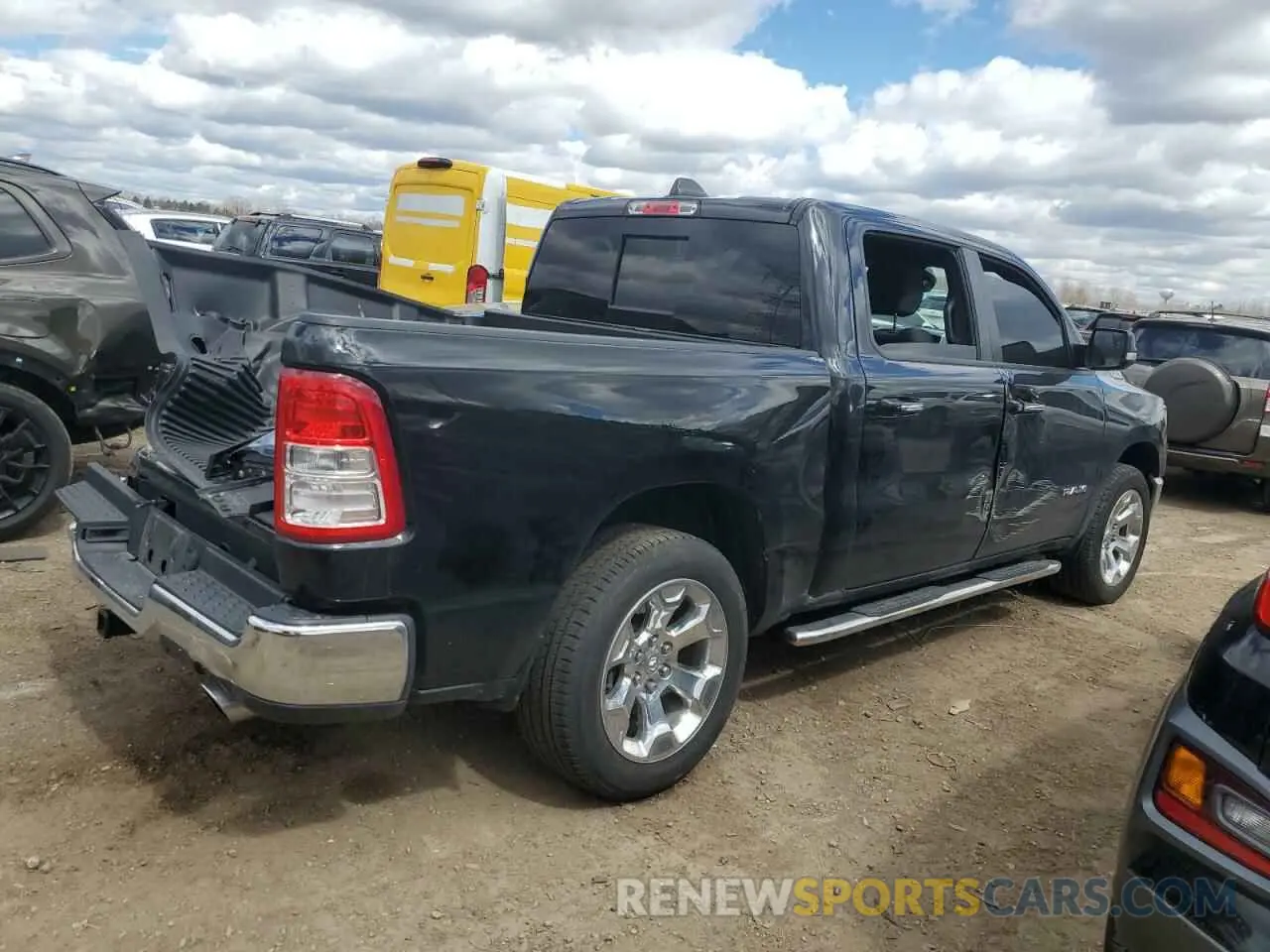 3 fotografías del automóvil dañado 1C6SRFFT4KN895167 RAM 1500 2019