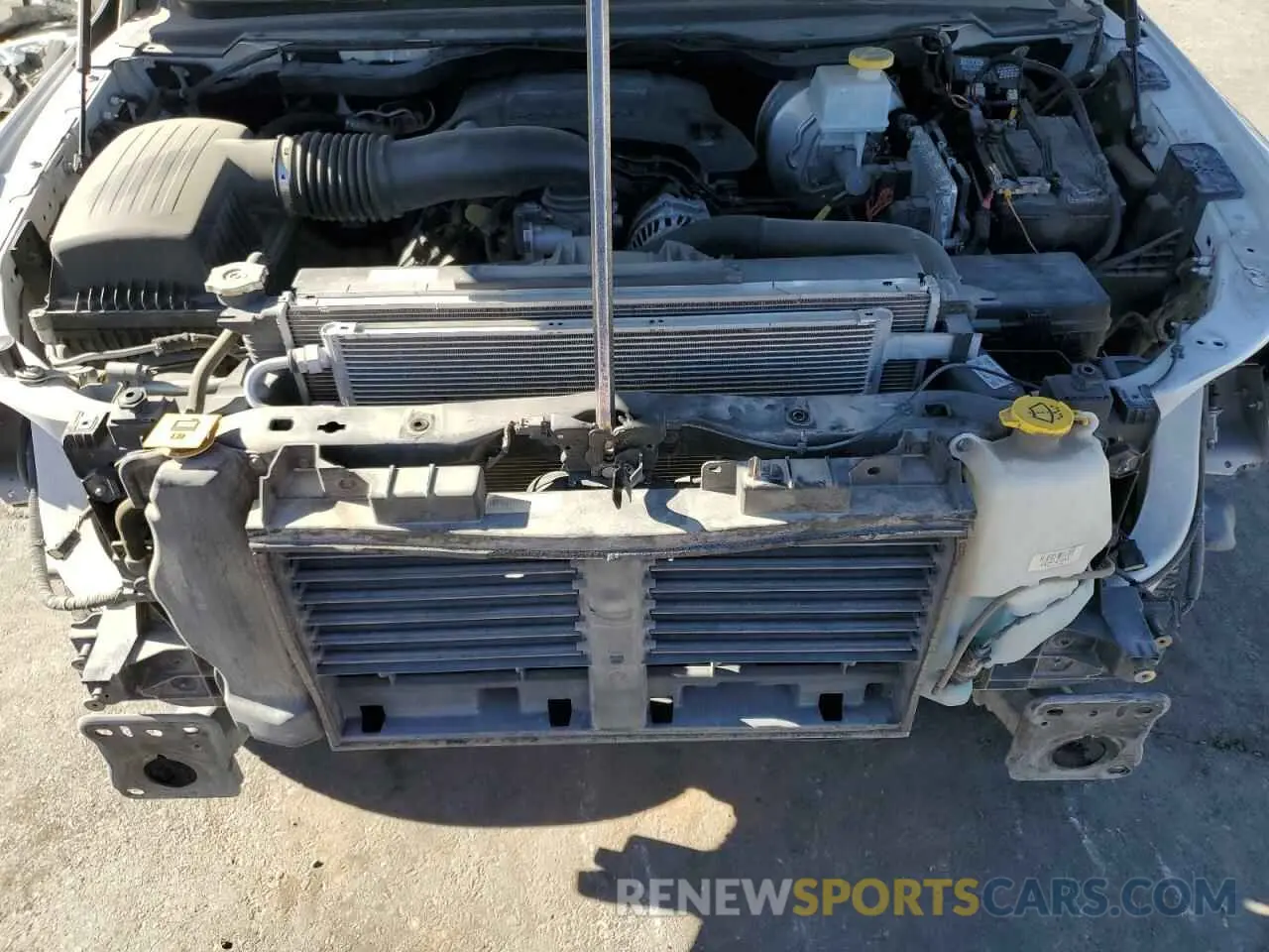 11 fotografías del automóvil dañado 1C6SRFFT5KN668991 RAM 1500 2019