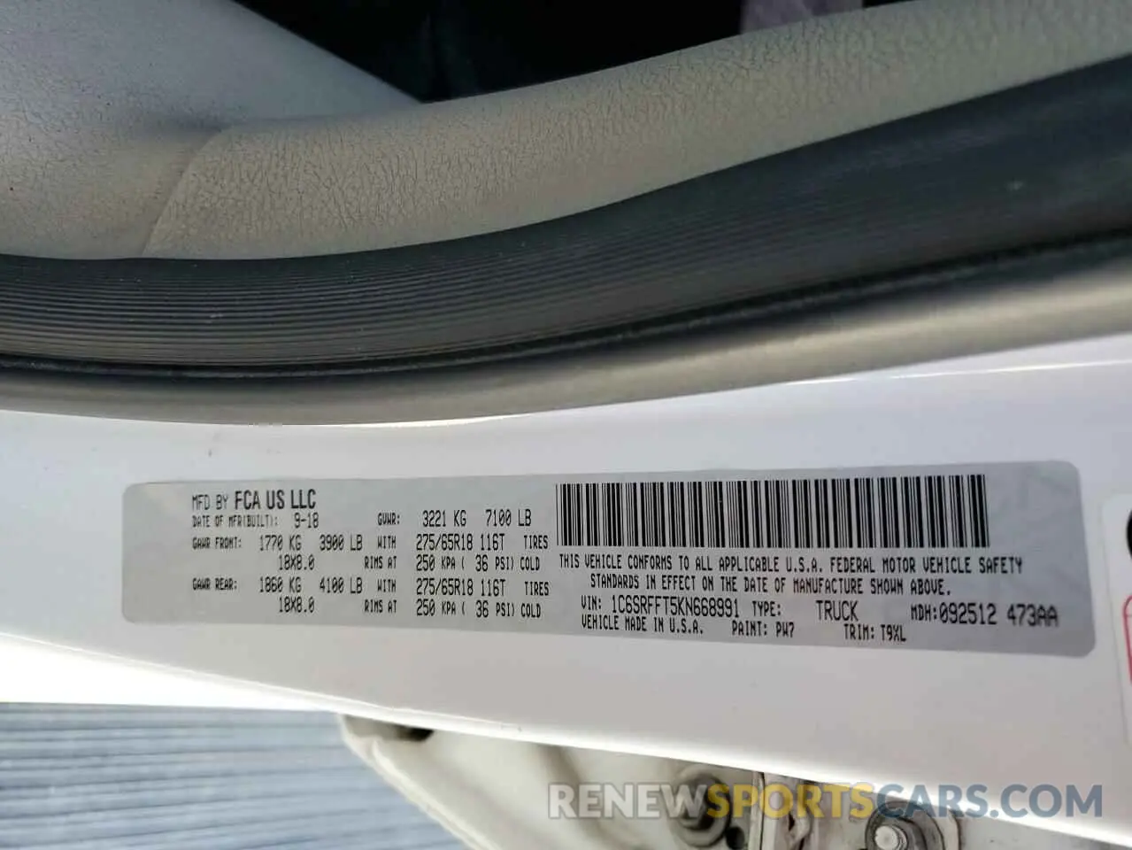 12 fotografías del automóvil dañado 1C6SRFFT5KN668991 RAM 1500 2019