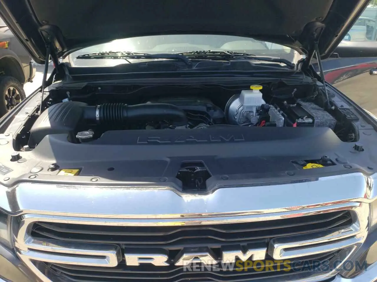 11 fotografías del automóvil dañado 1C6SRFFT6KN540355 RAM 1500 2019