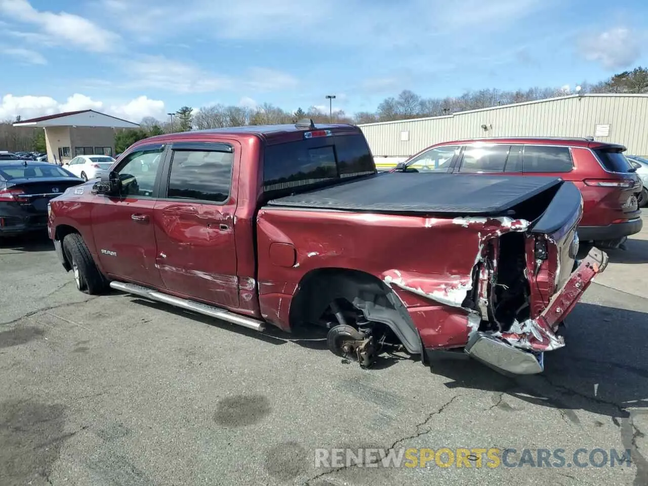 2 fotografías del automóvil dañado 1C6SRFFT7KN553860 RAM 1500 2019