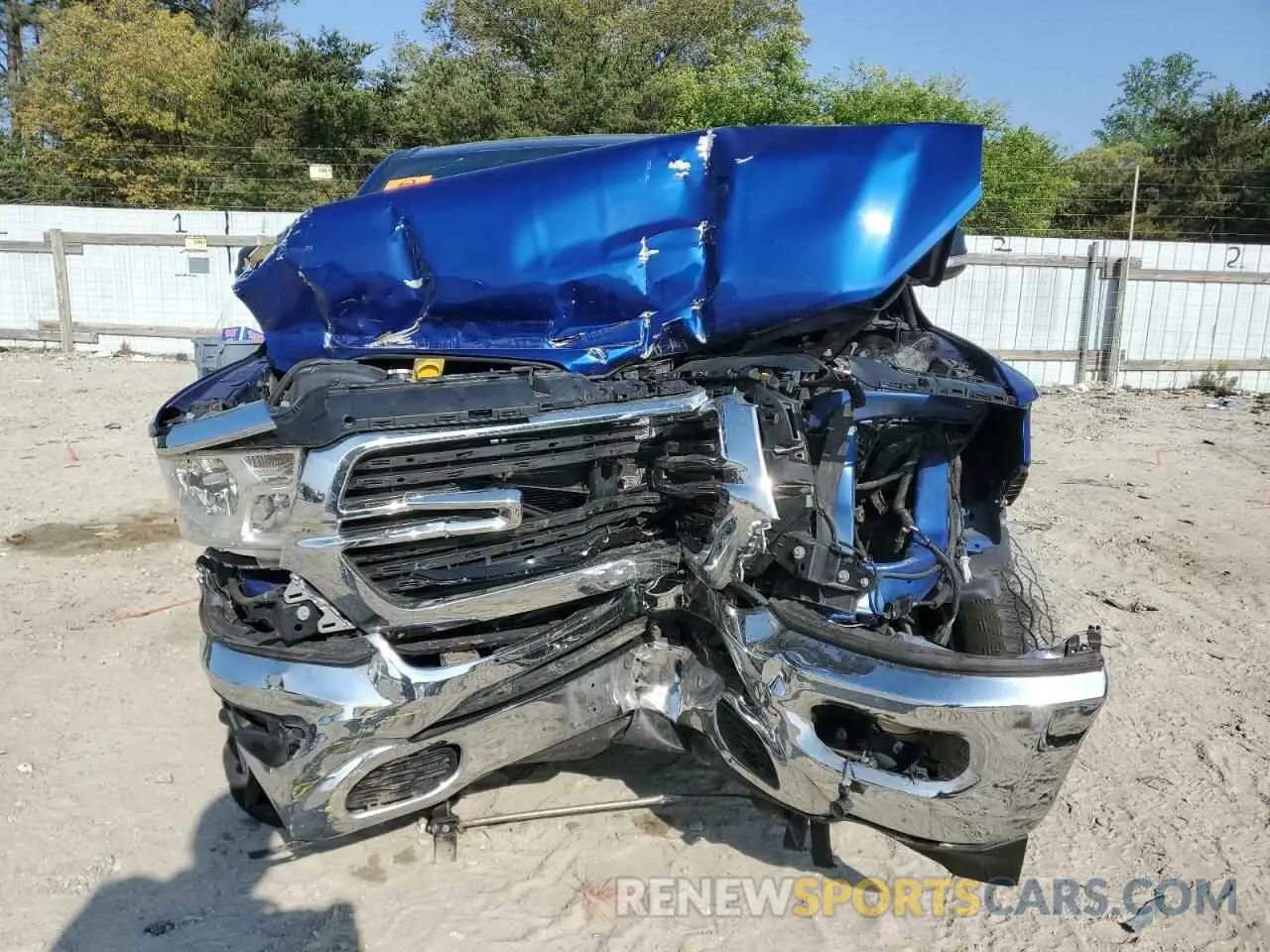 5 fotografías del automóvil dañado 1C6SRFFT7KN663257 RAM 1500 2019