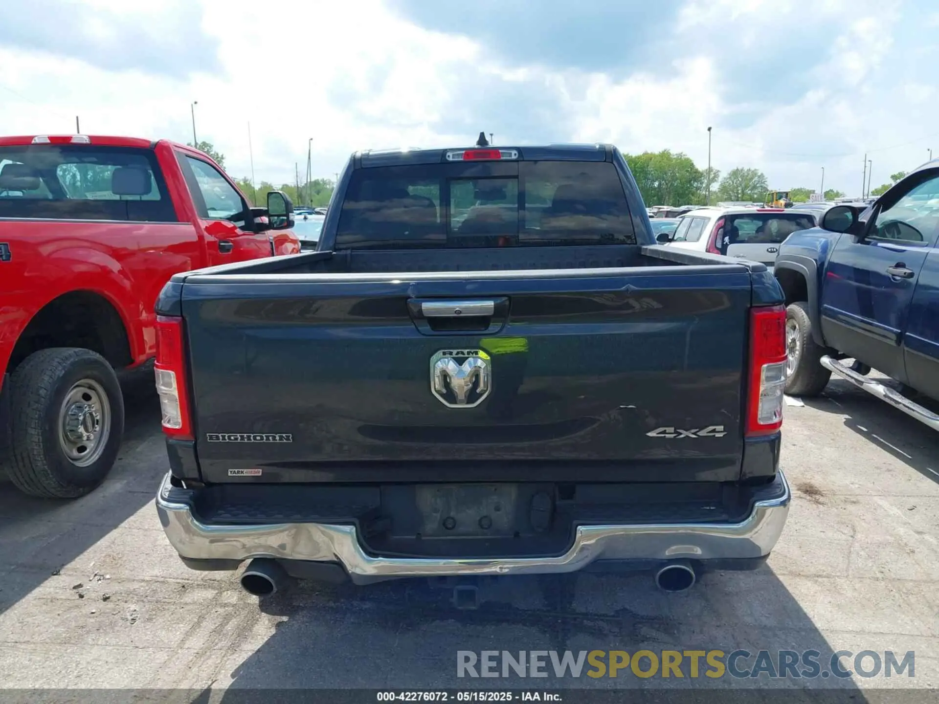 16 fotografías del automóvil dañado 1C6SRFFT7KN720010 RAM 1500 2019