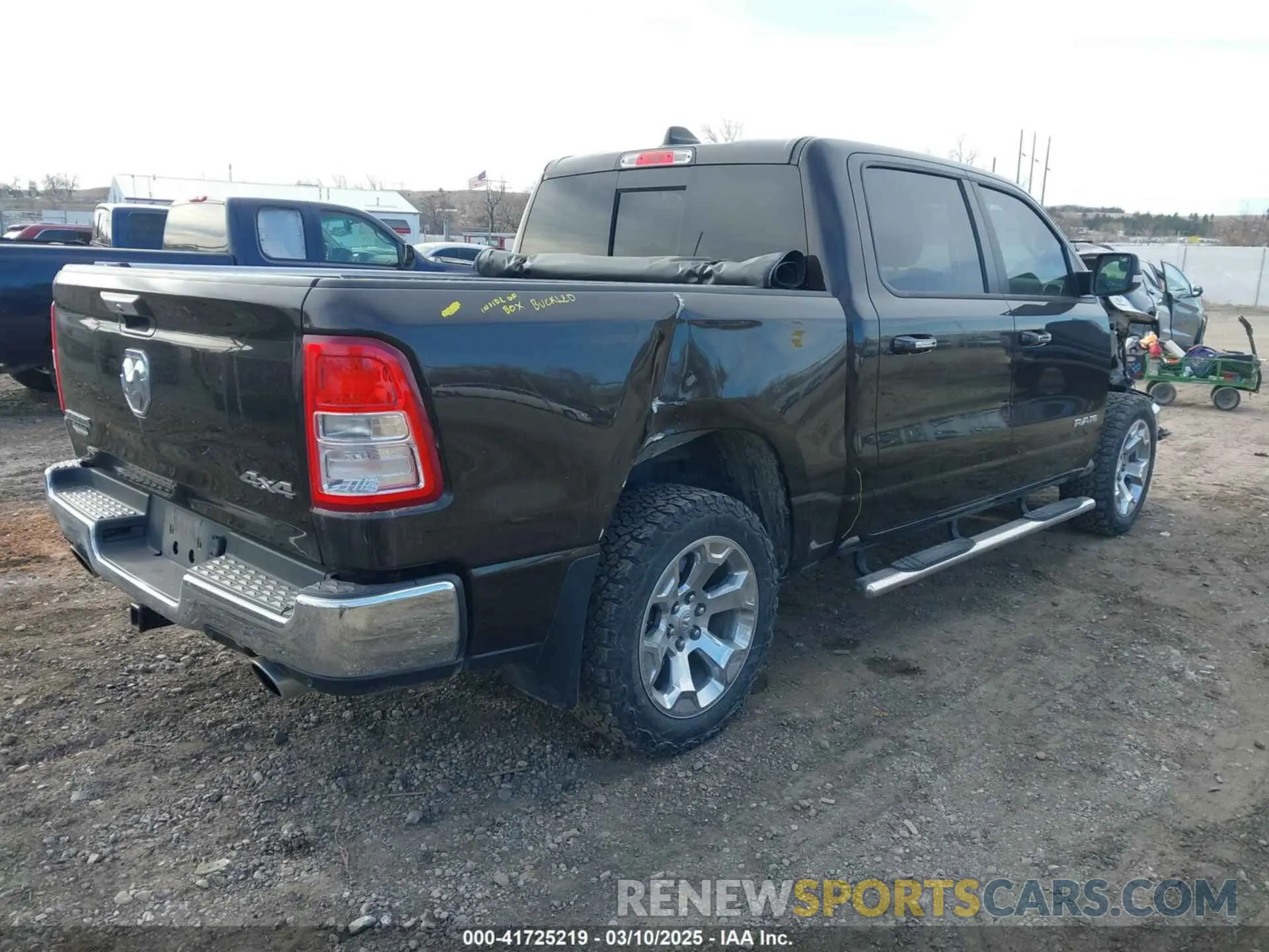 4 fotografías del automóvil dañado 1C6SRFFT7KN781986 RAM 1500 2019