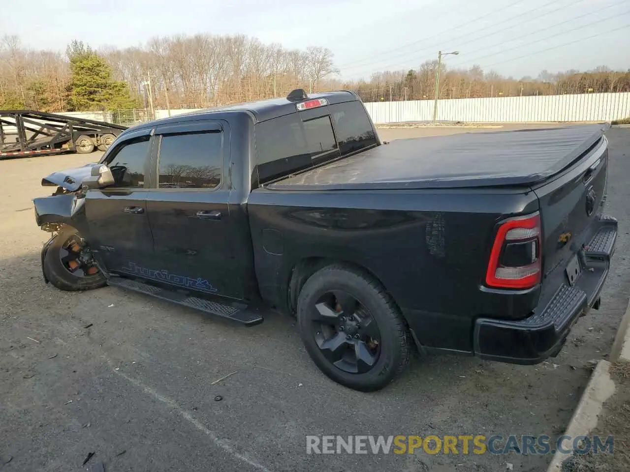 2 fotografías del automóvil dañado 1C6SRFFT8KN620112 RAM 1500 2019