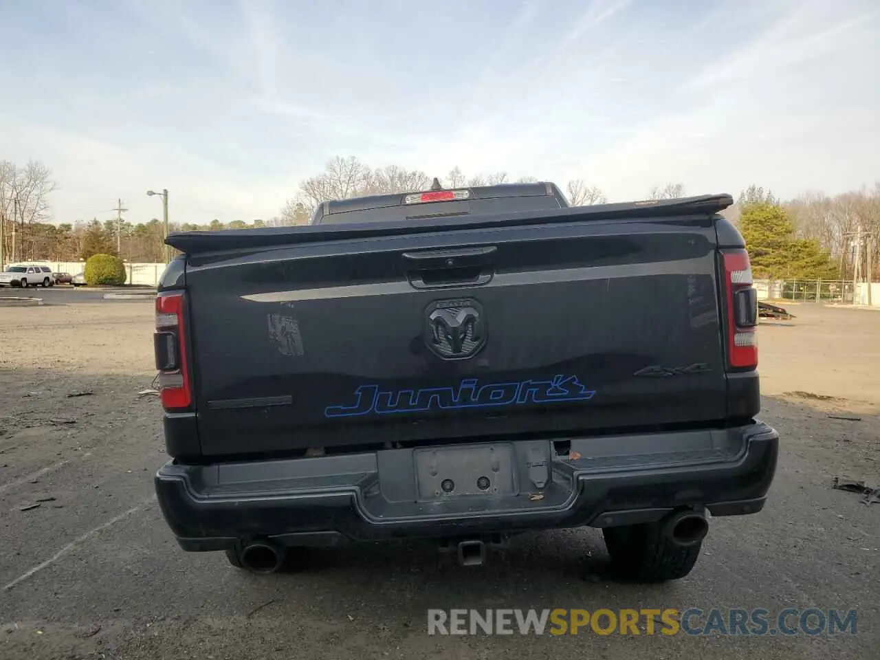6 fotografías del automóvil dañado 1C6SRFFT8KN620112 RAM 1500 2019