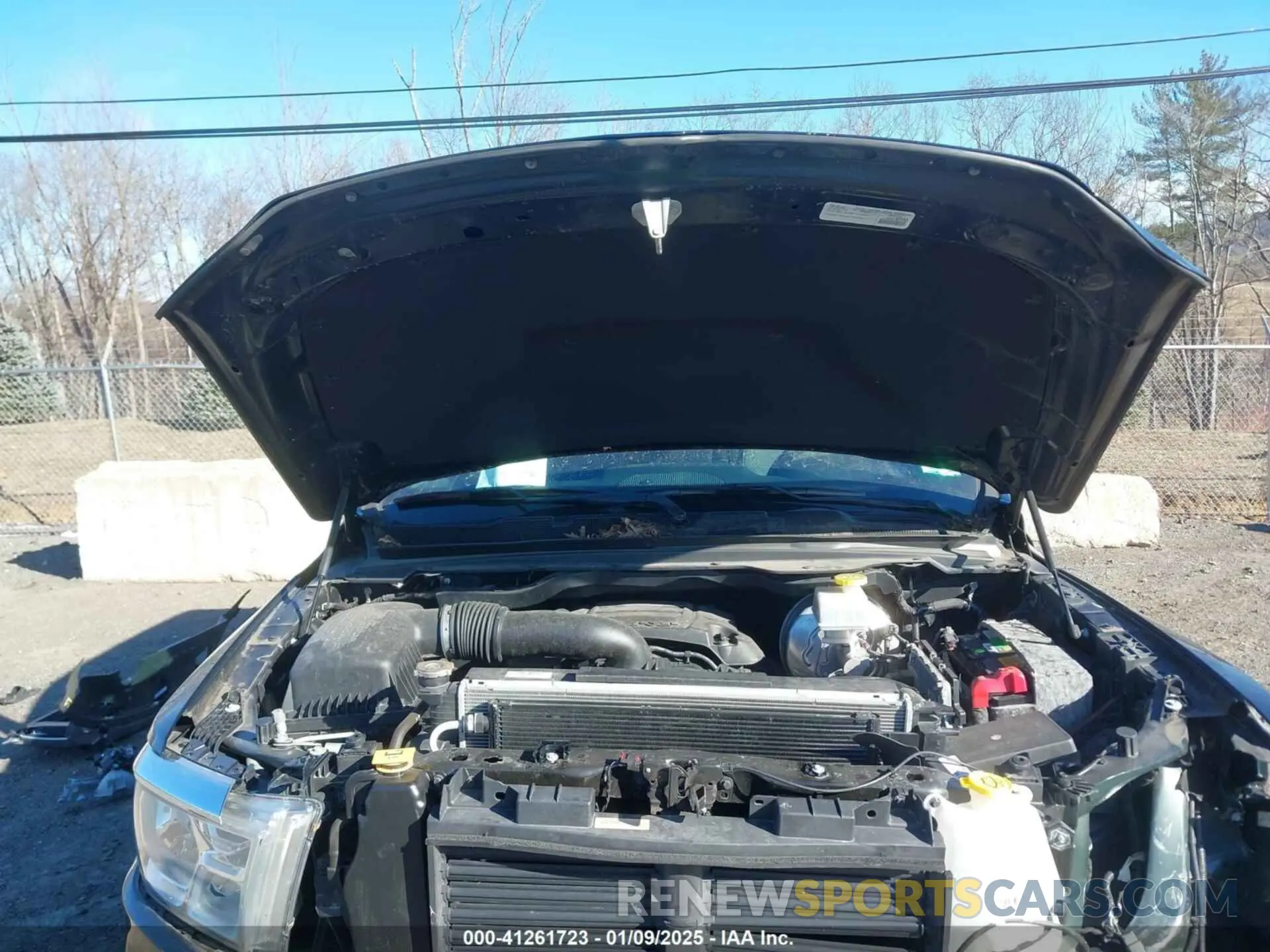 10 fotografías del automóvil dañado 1C6SRFFT8KN659895 RAM 1500 2019