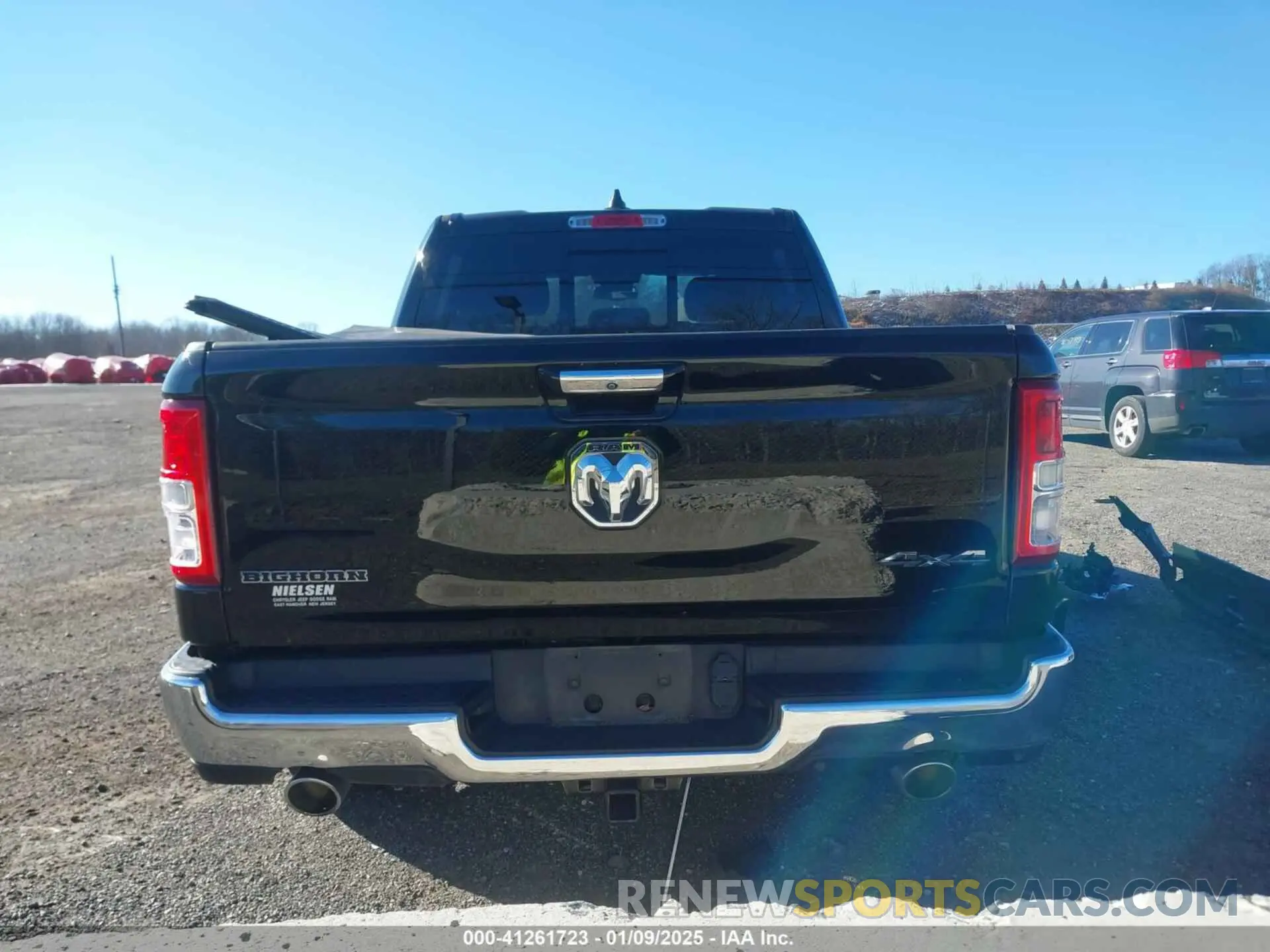 16 fotografías del automóvil dañado 1C6SRFFT8KN659895 RAM 1500 2019