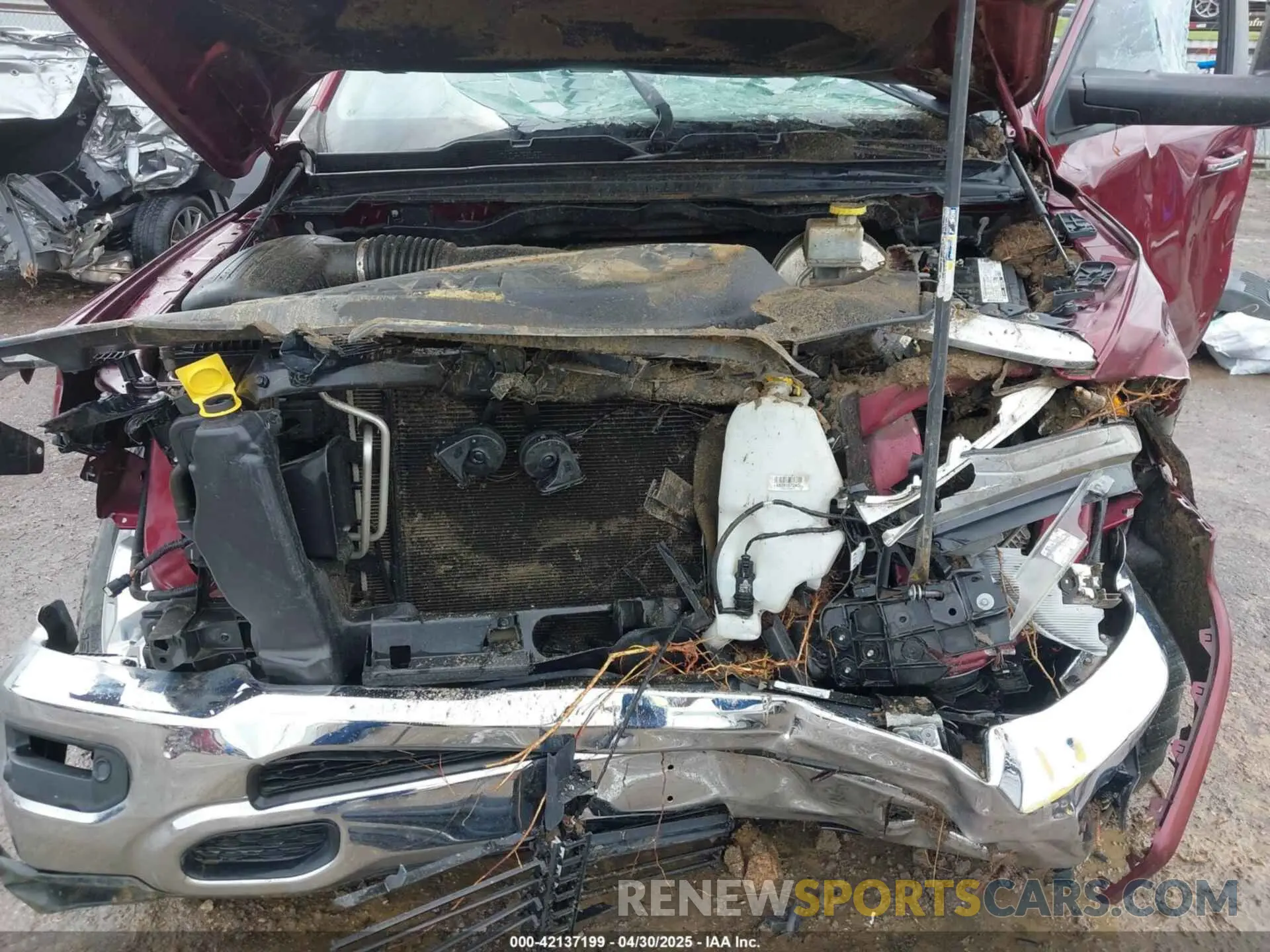 10 fotografías del automóvil dañado 1C6SRFFT9KN574273 RAM 1500 2019