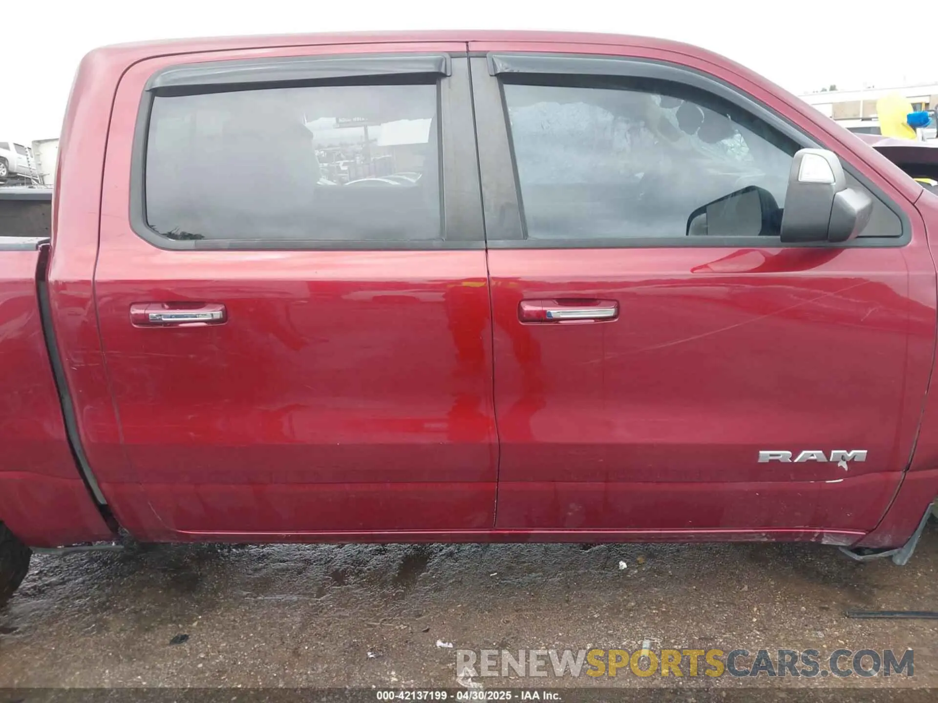 13 fotografías del automóvil dañado 1C6SRFFT9KN574273 RAM 1500 2019