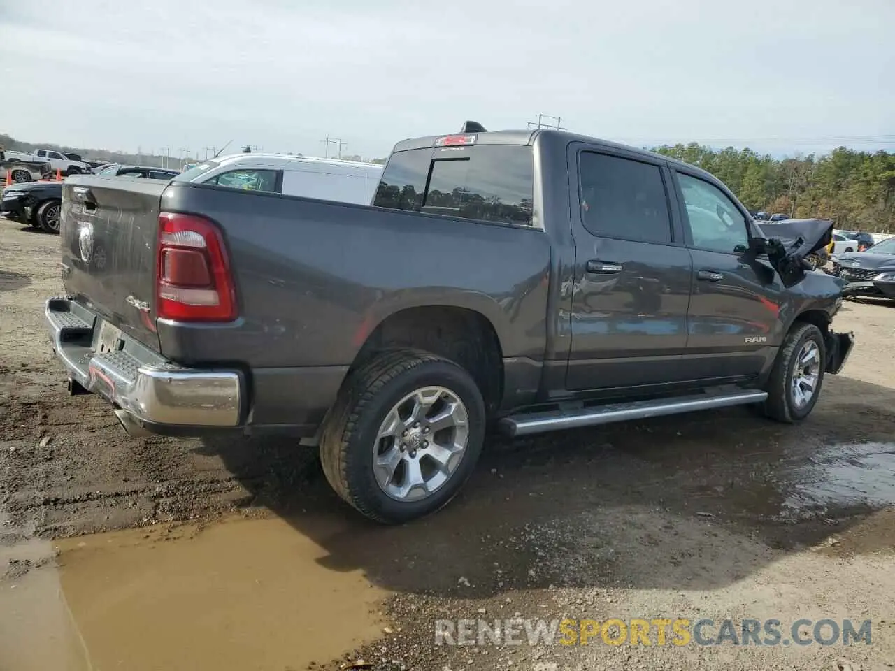 3 fotografías del automóvil dañado 1C6SRFFT9KN747533 RAM 1500 2019