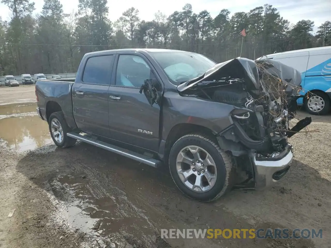 4 fotografías del automóvil dañado 1C6SRFFT9KN747533 RAM 1500 2019