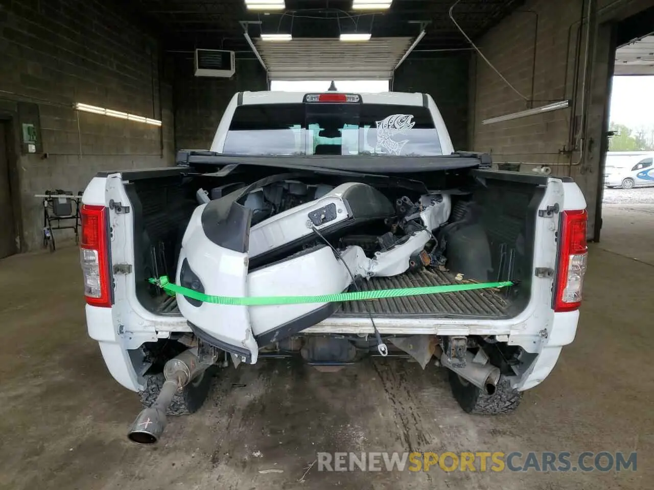 6 fotografías del automóvil dañado 1C6SRFFT9KN756328 RAM 1500 2019
