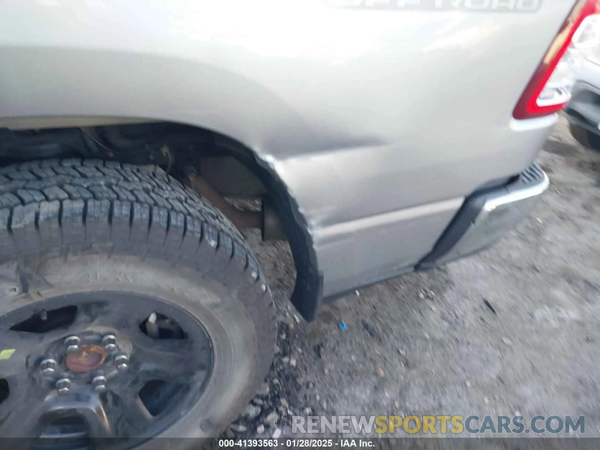 20 fotografías del automóvil dañado 1C6SRFFTXKN688055 RAM 1500 2019