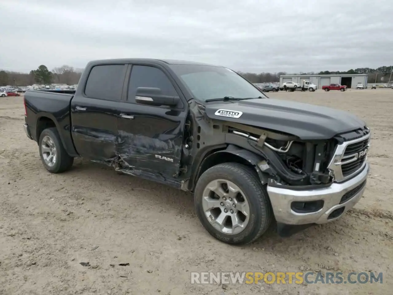 4 fotografías del automóvil dañado 1C6SRFFTXKN741188 RAM 1500 2019