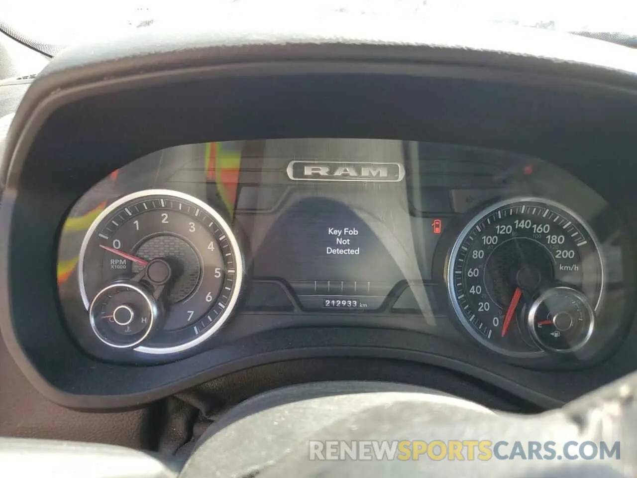 9 fotografías del automóvil dañado 1C6SRFFTXKN746228 RAM 1500 2019