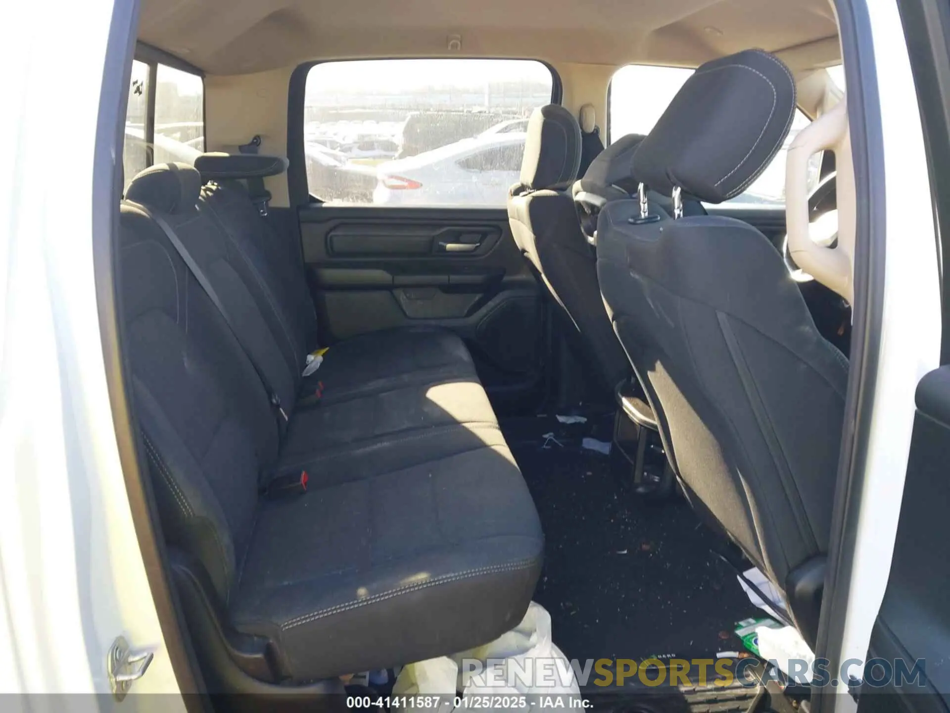 8 fotografías del automóvil dañado 1C6SRFGT1KN627191 RAM 1500 2019