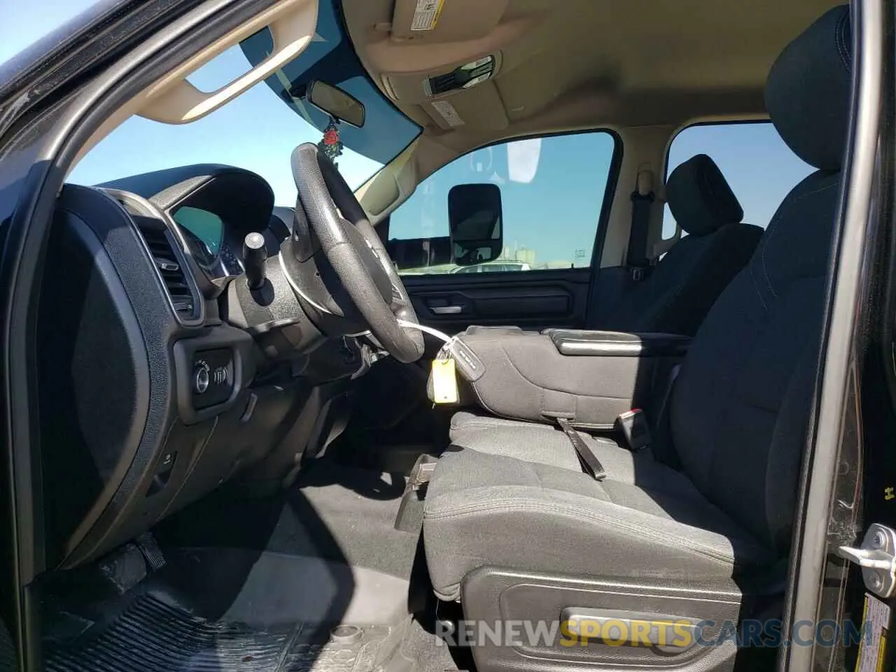 7 fotografías del automóvil dañado 1C6SRFGTXKN613788 RAM 1500 2019